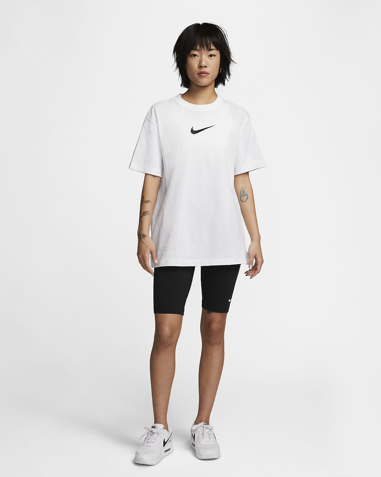 Verzoekschrift Afrikaanse rijk Nike Sportswear Essentials Women's High-Waisted Knee-Length Biker Shorts.  Nike JP