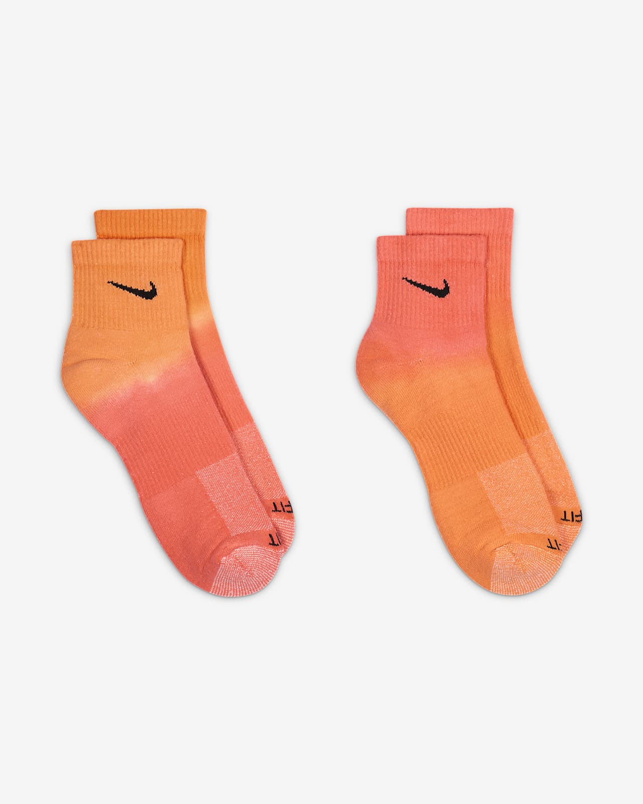 Nike Everyday Plus Cushioned Ankle Socks. Nike IE