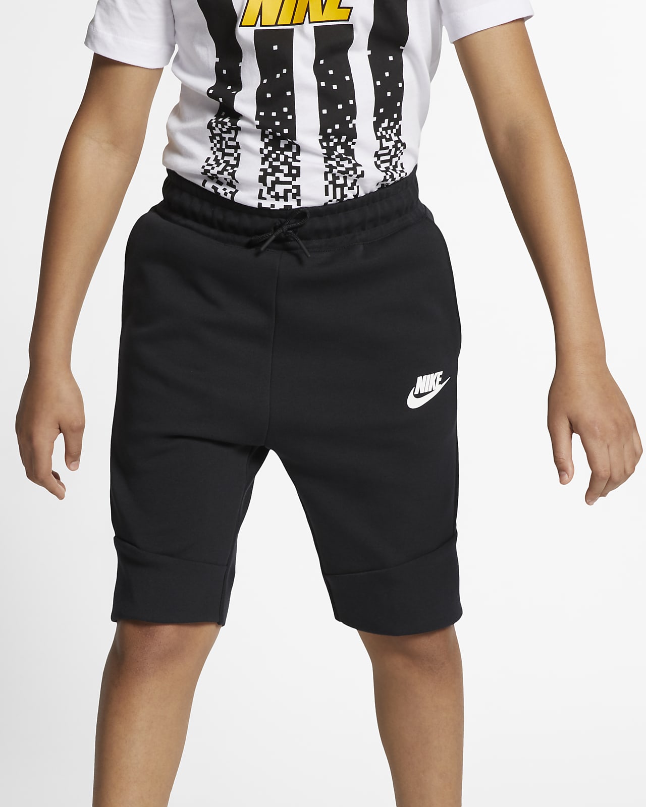 Nike Sportswear Tech Fleece Shorts für ältere Kinder Nike Sportswear Tech Fleece Shorts für ältere Kinder