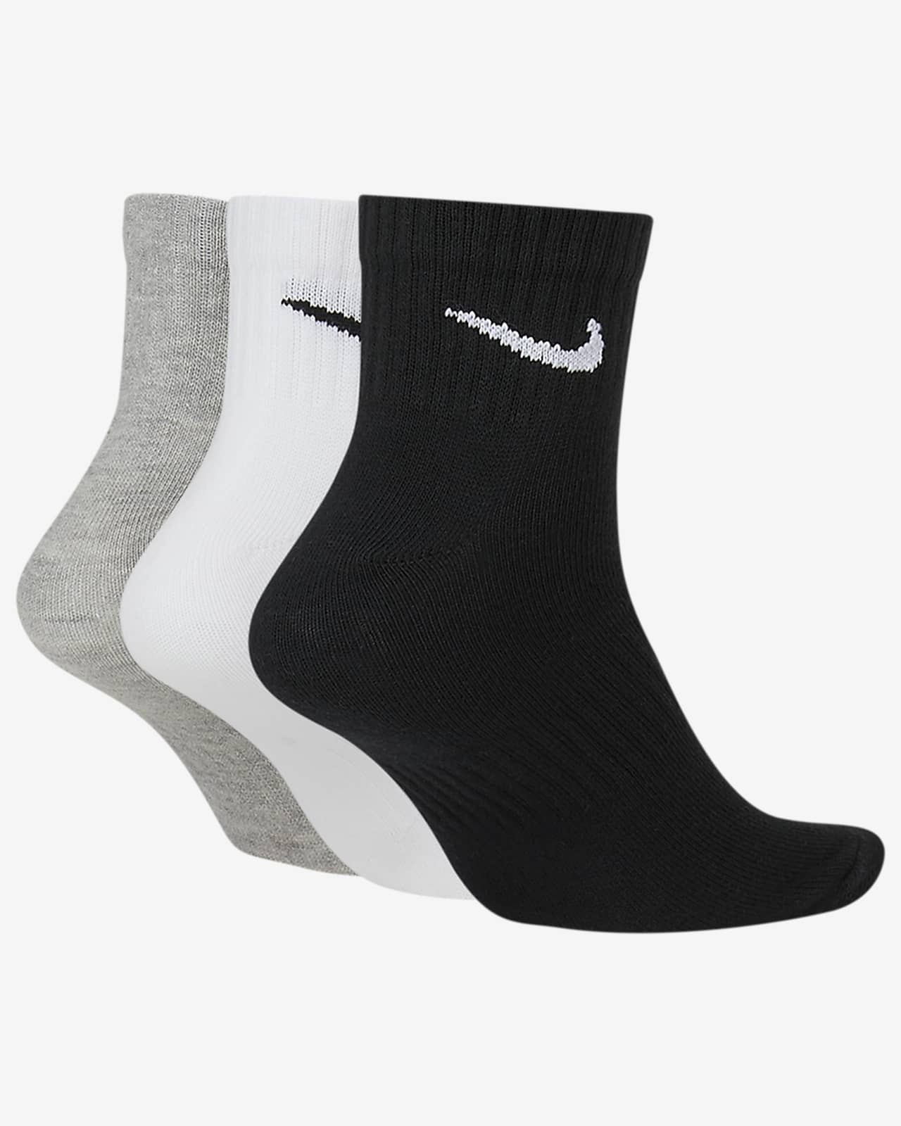 Nike Everyday Lightweight Training Ankle Socks (3 Pairs). Nike LU