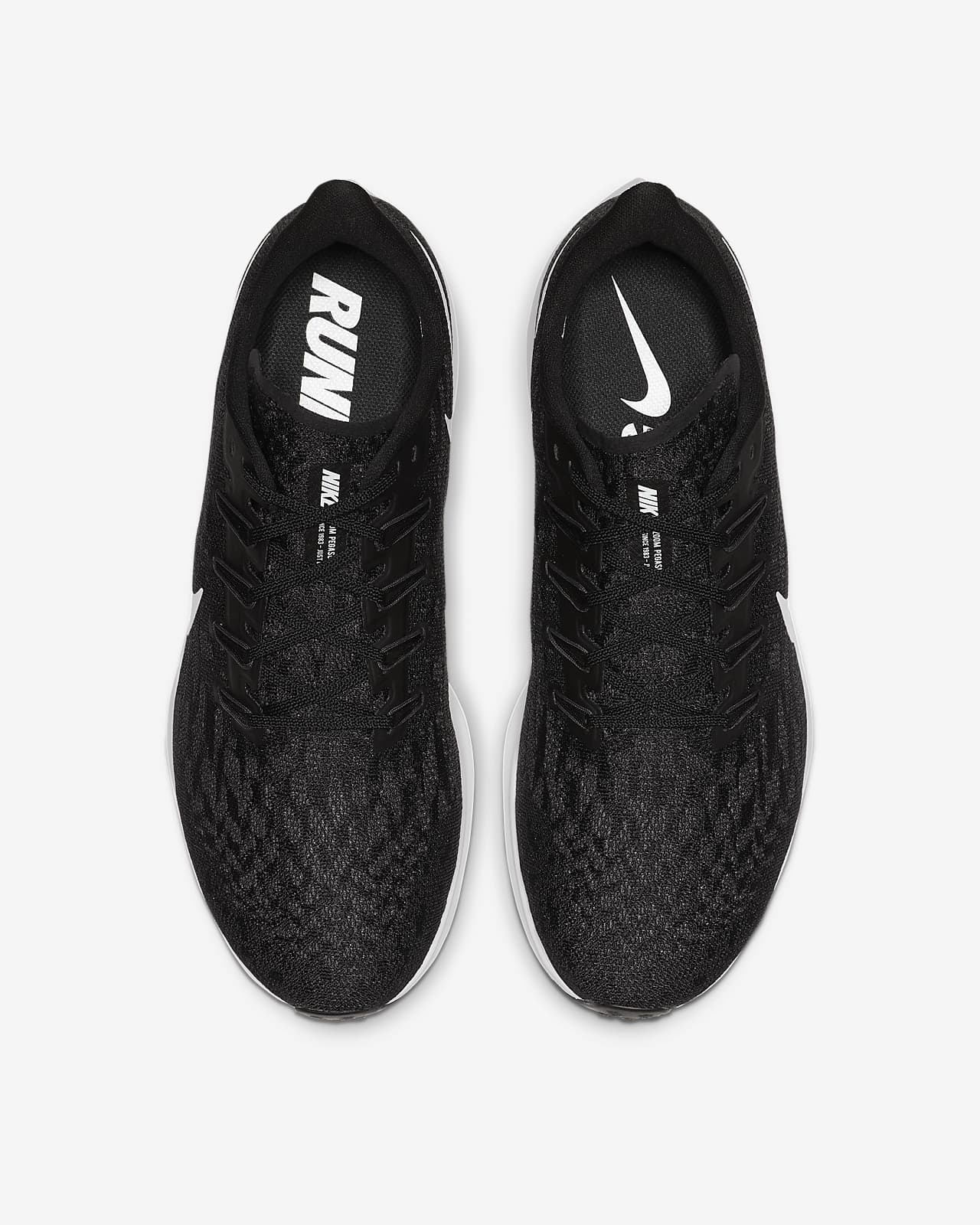 wide nike running shoes