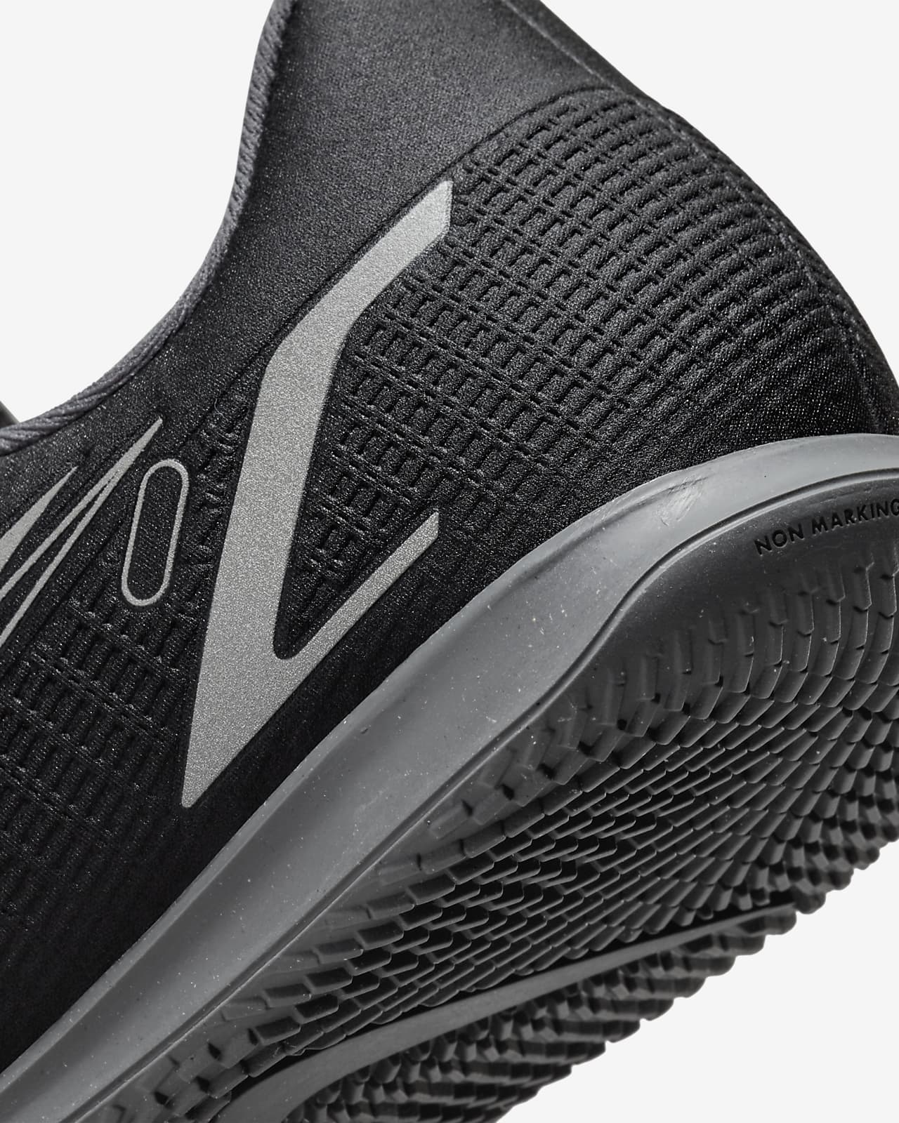 nike mercurial vapor 14 club indoor