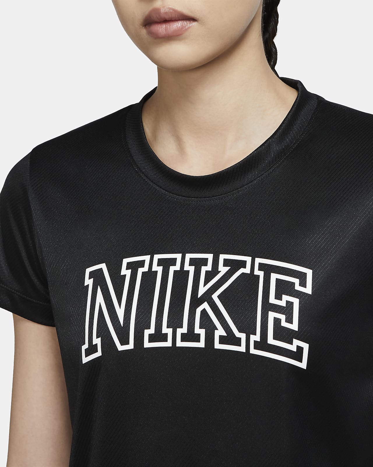 【希少】ナイキ☆ワンポイントスウッシュロゴ 黒×金 半袖Tシャツ