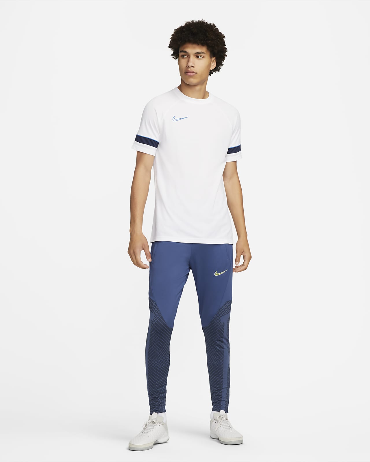 Cincuenta jamón reemplazar Nike Dri-FIT Strike Pantalón de fútbol - Hombre. Nike ES