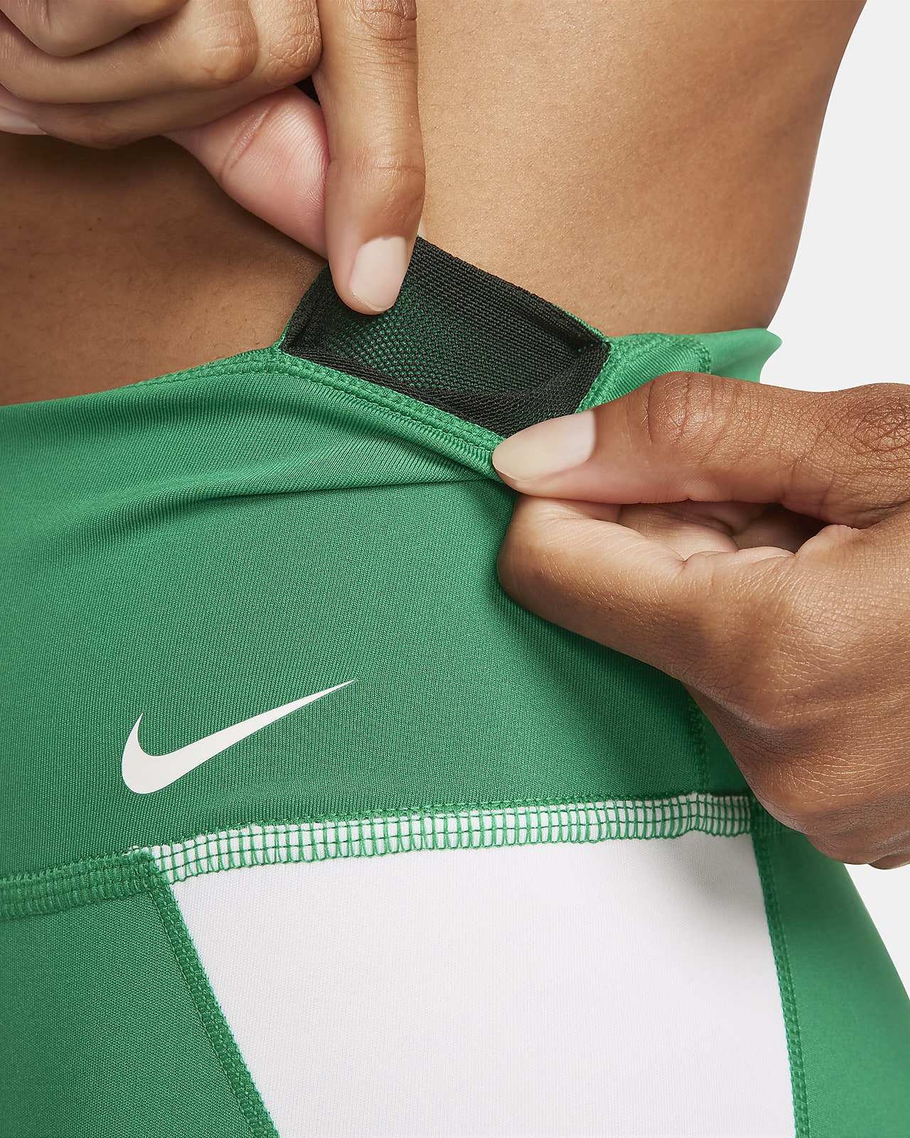 Nike [M] ONE Women's Mid-Rise Camo Tights-Smoke Grey DD4559-070 –  VALLEYSPORTING