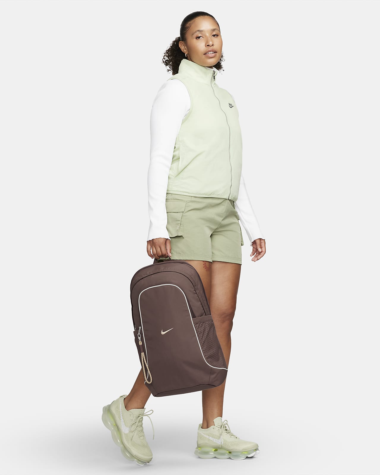 Desventaja Dirección profesional Nike Sportswear Essentials Backpack (20L). Nike AU