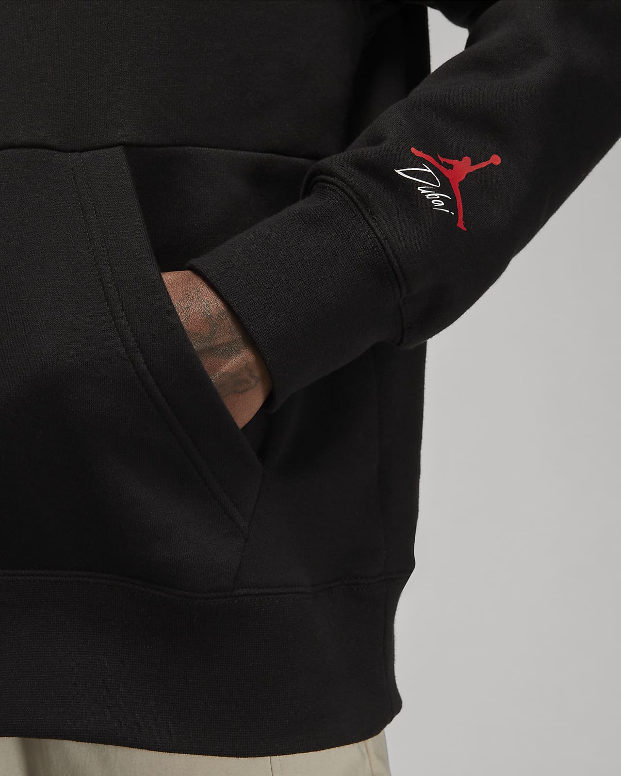 Jordan 'Dubai' Stencil Men's Pullover Hoodie. Nike NL