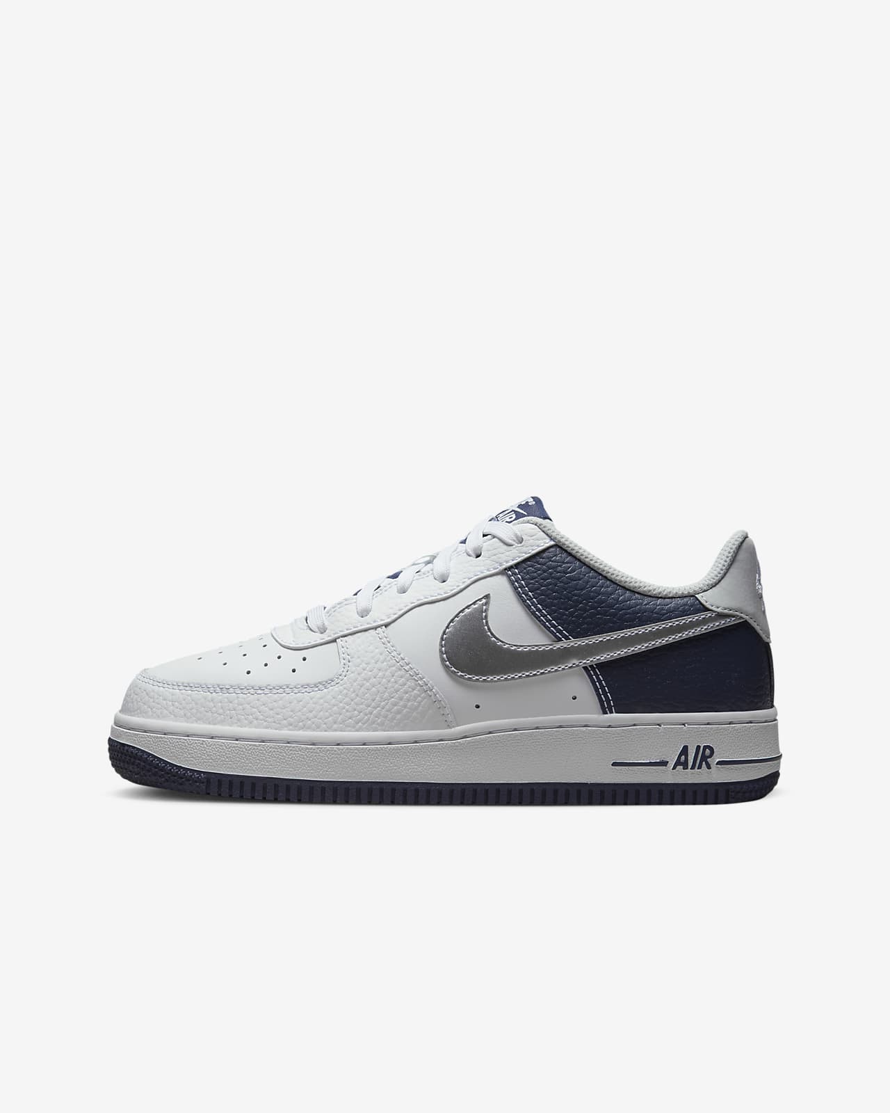 Nike Air Force 1 Older Kids' Shoes