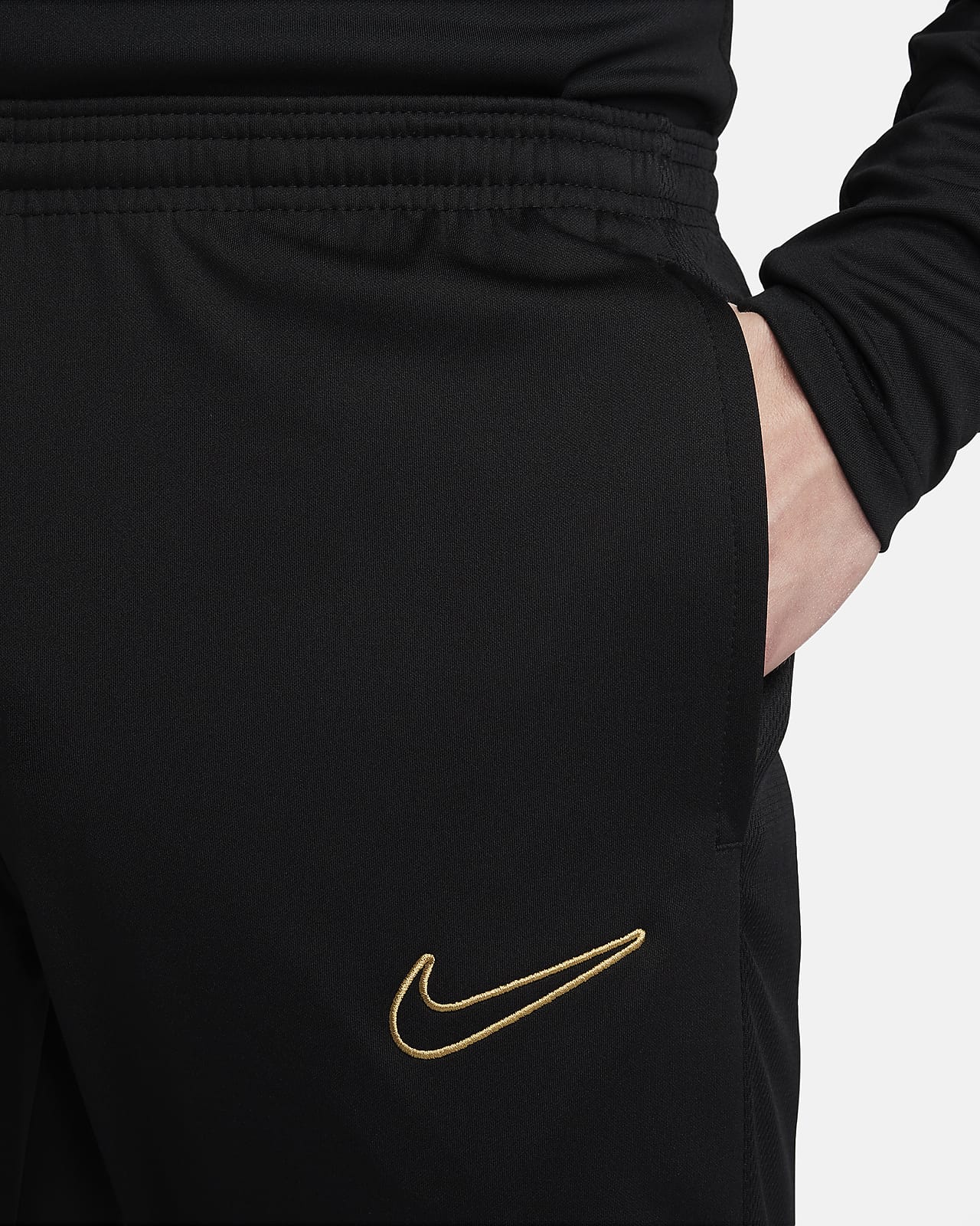  Nike Men's Therma Training Pants (Small, Black/MTLC