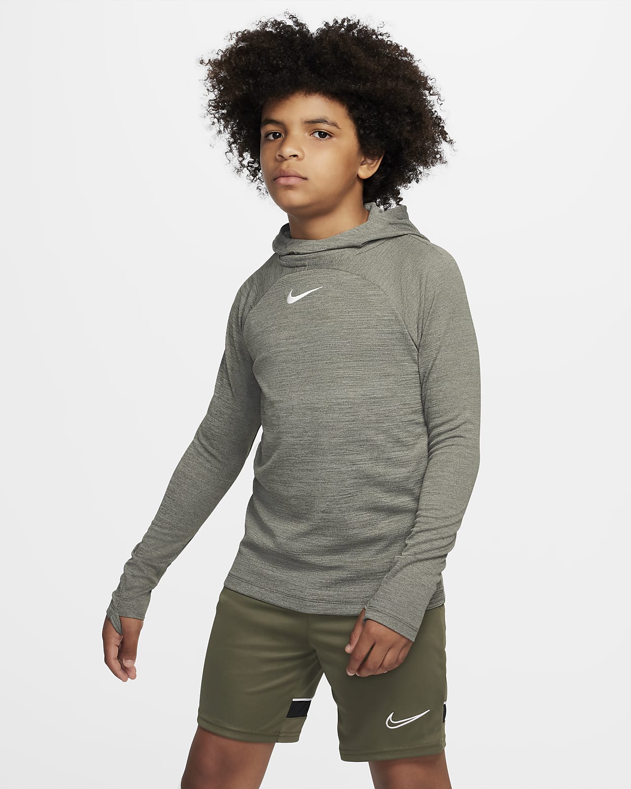 Nike Dri-FIT Academy Older Kids' Pullover Football Hoodie