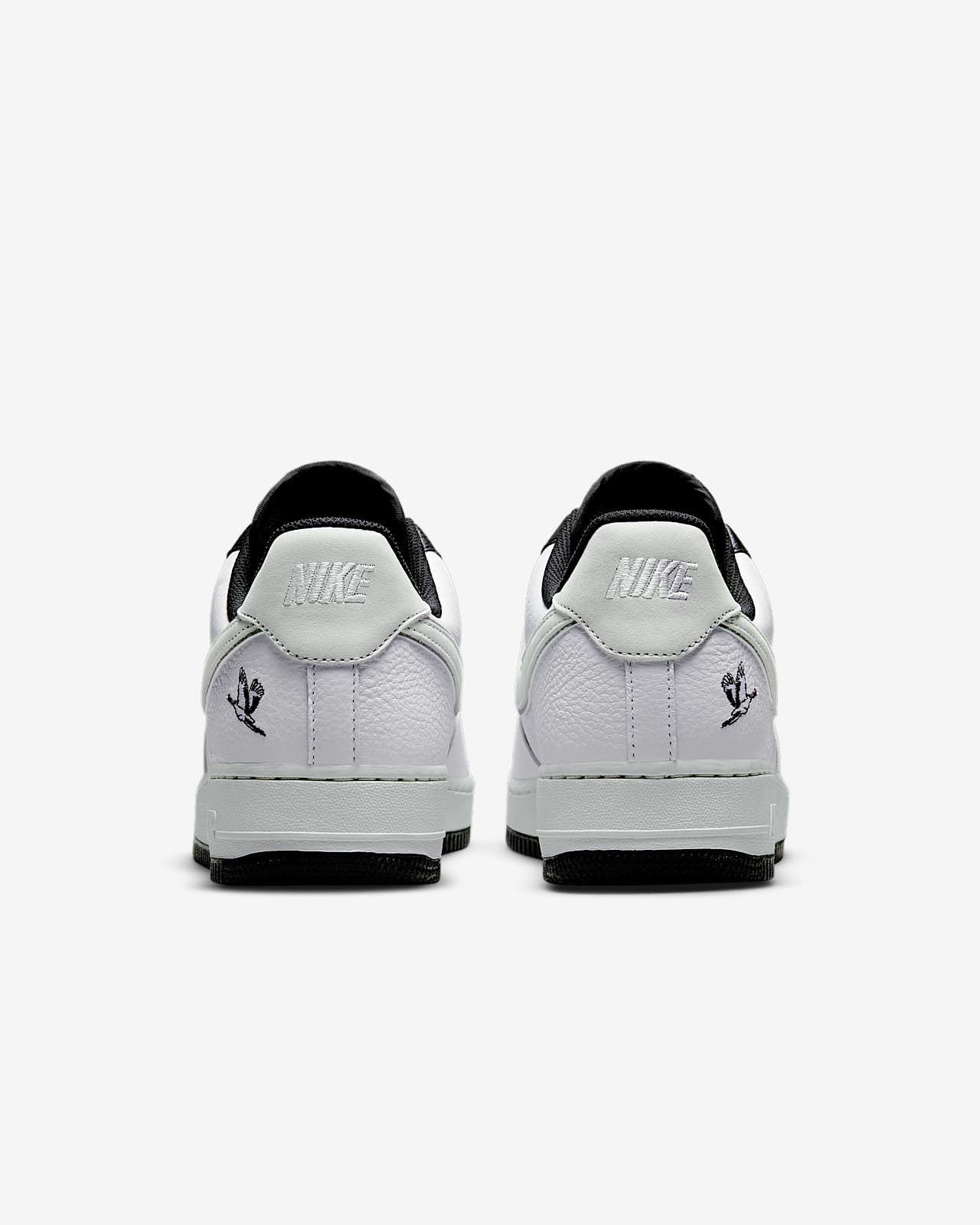 Nike Air Force 1 '07 LX Men's Shoes. Nike GB