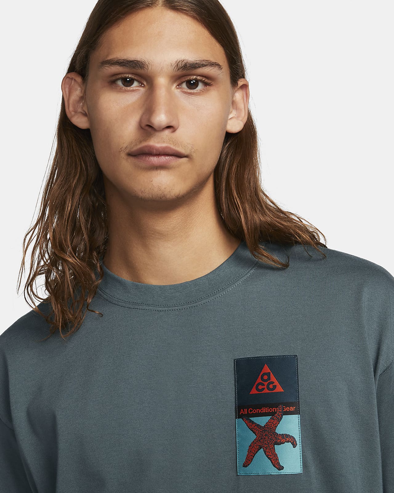 gek geworden straal Wegrijden Nike ACG T-shirt met patch voor heren. Nike NL