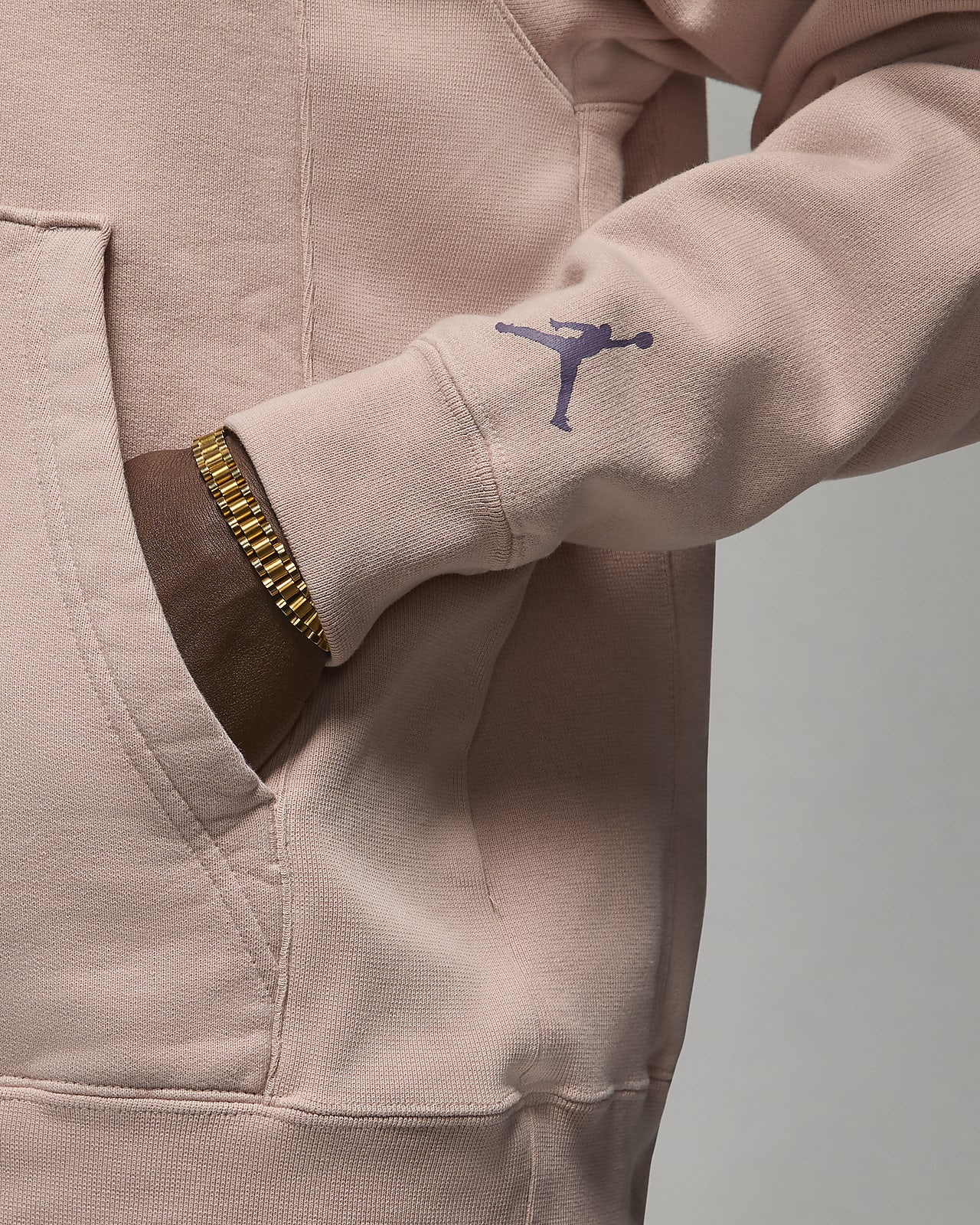 Jordan Flight Heritage Men's Pullover Hoodie. Nike LU