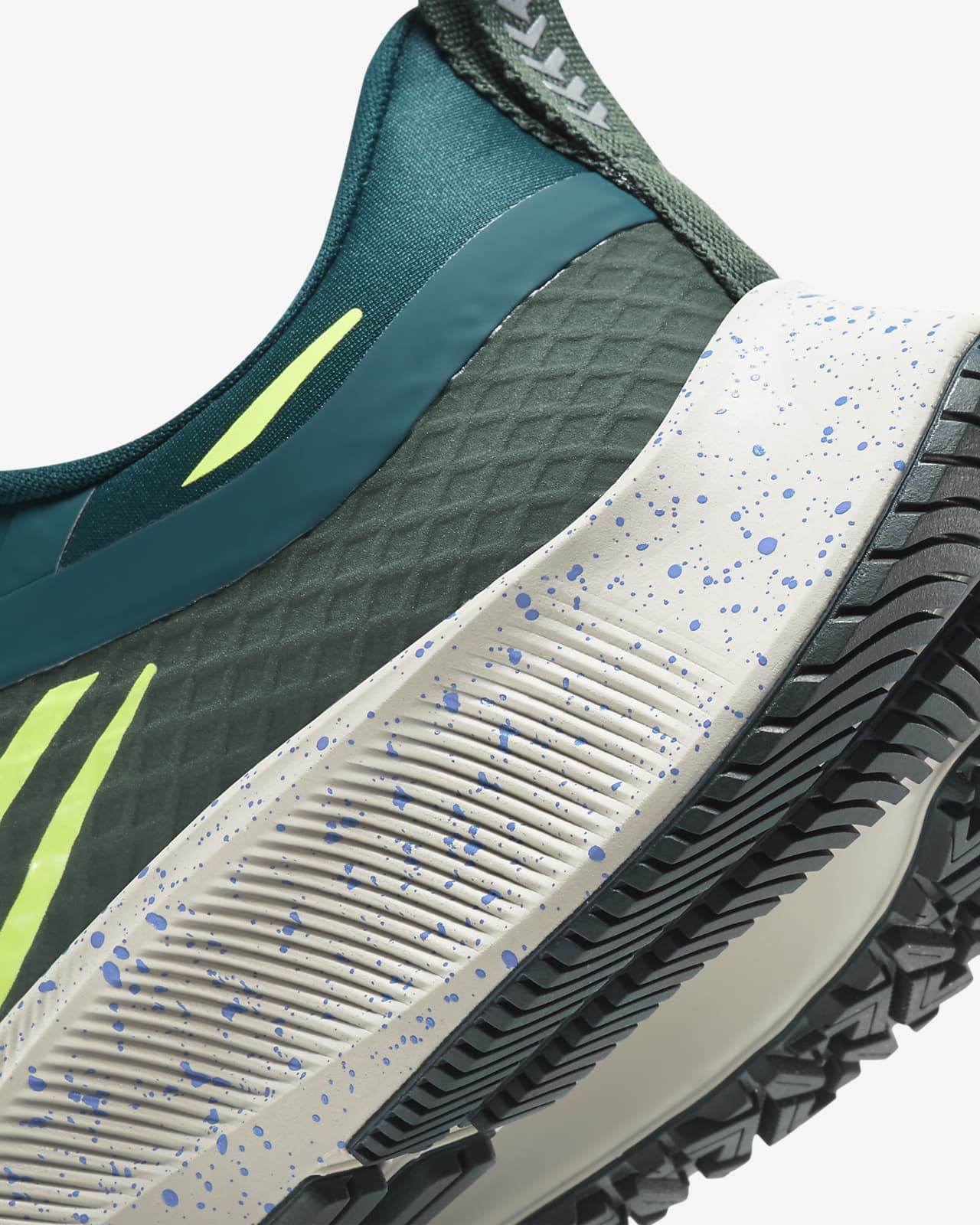 nike air zoom span 2 shield