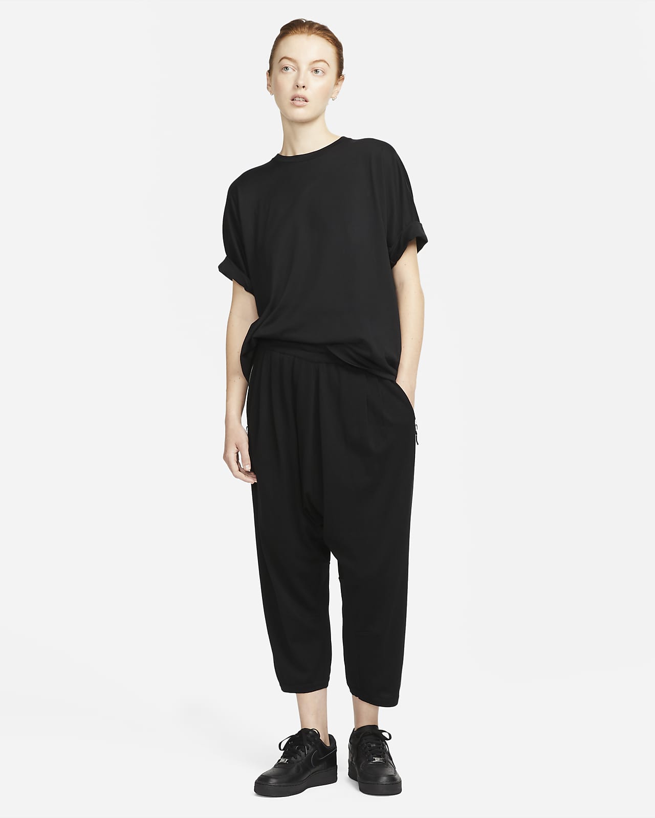 Nike ESC Women's Graphic T-Shirt. Nike LU