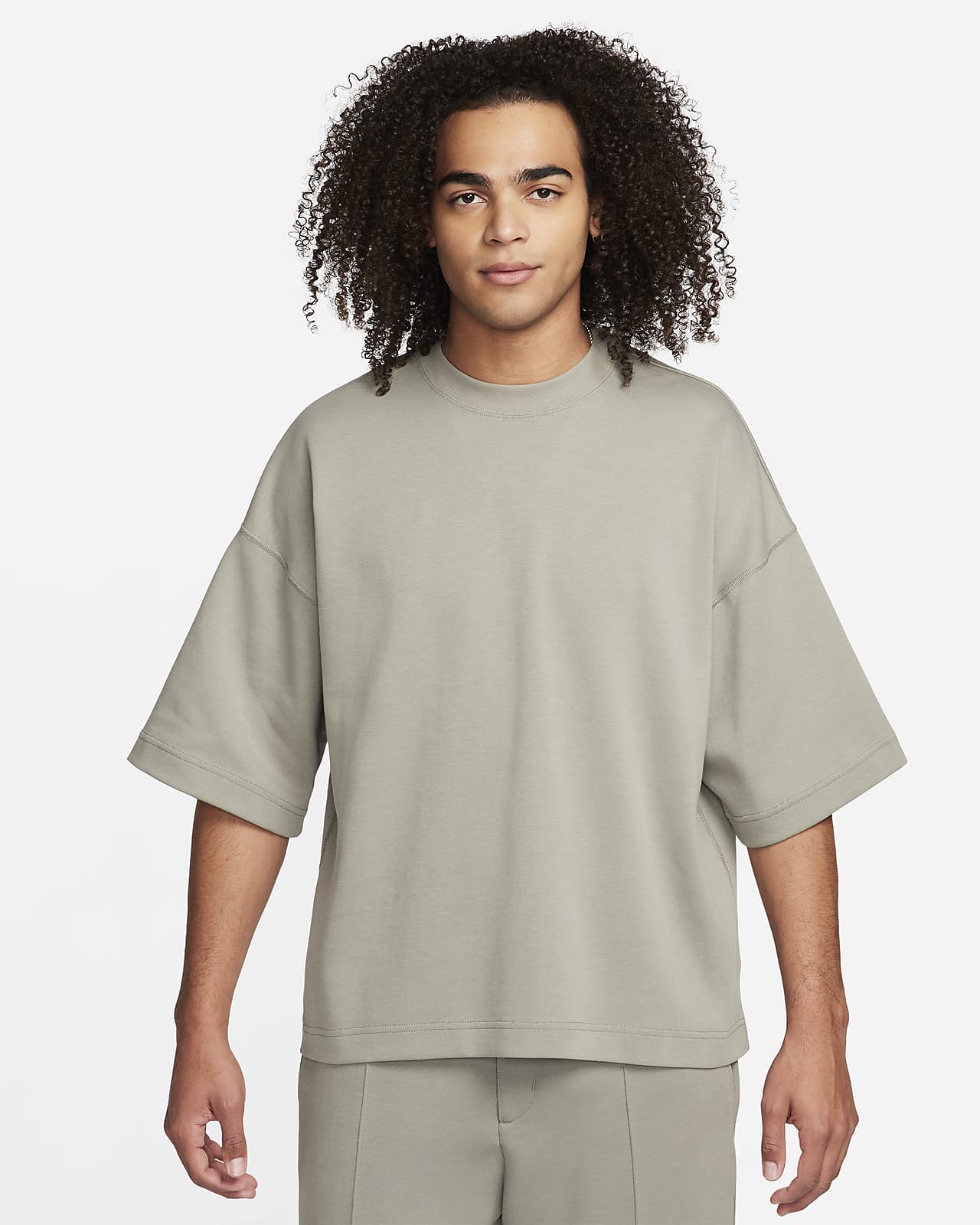 Overdimensioneret Nike Sportswear Tech Fleece Reimagined-sweatshirt med korte ærmer til mænd