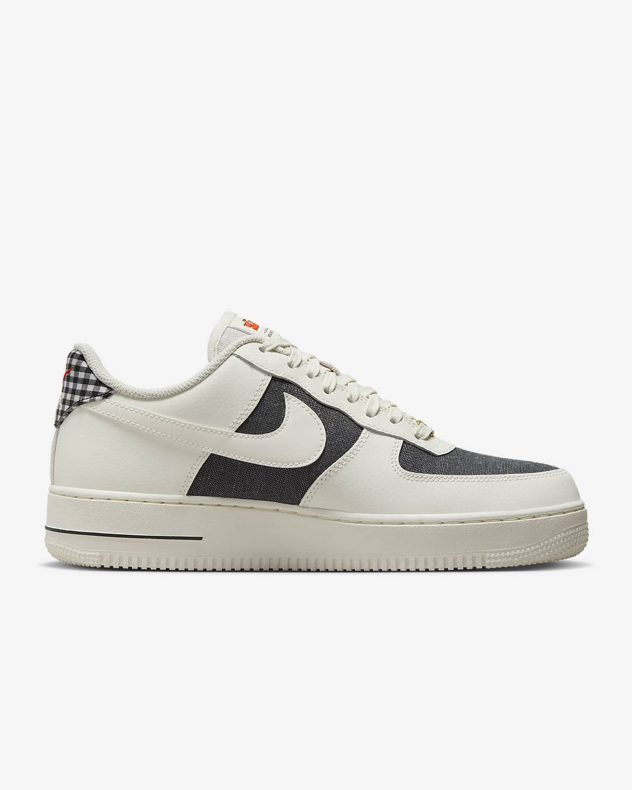 Nike Men's Air Force 1 '07 Basketball Shoes 