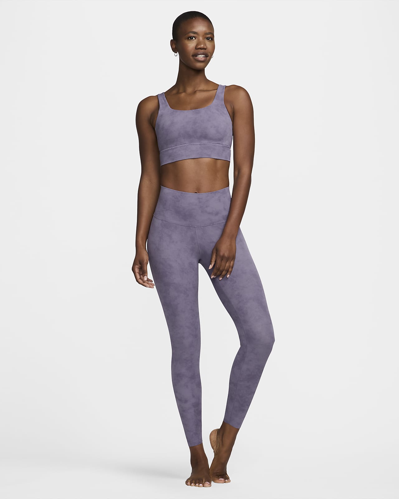 Nike Yoga Dri-FIT Swoosh Women's Medium-Support Non-Padded Strappy Sports  Bra 