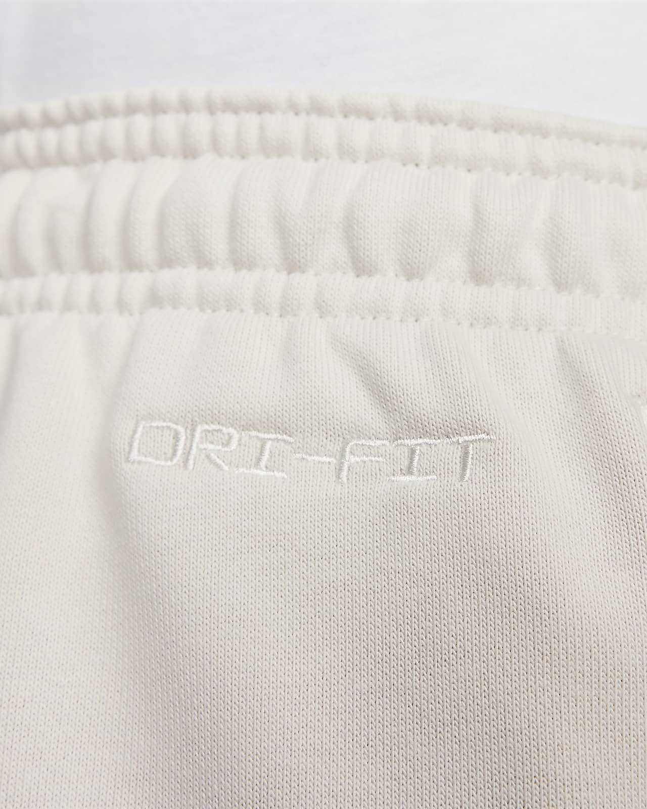 Nike Standard Issue Men's Dri-FIT Soccer Pants.