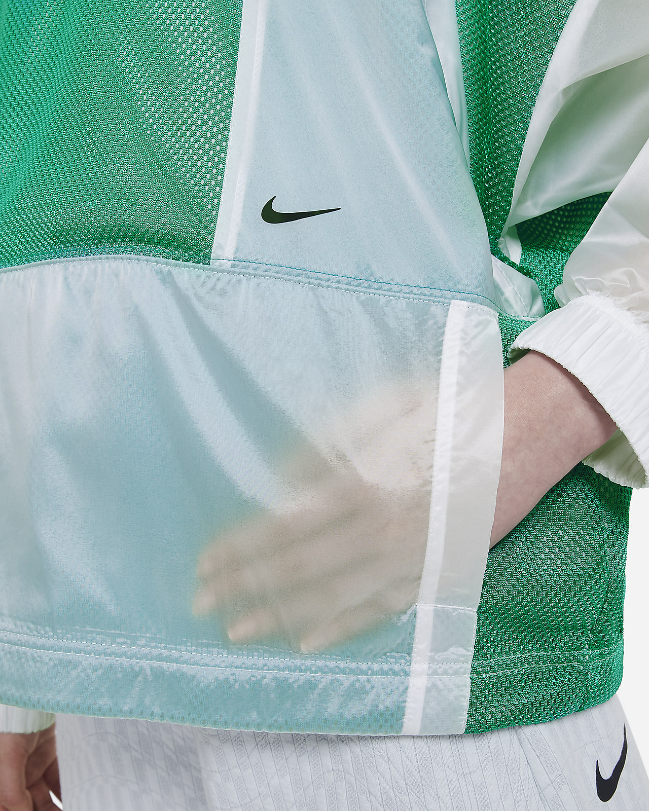 nike windrunner tech pack
