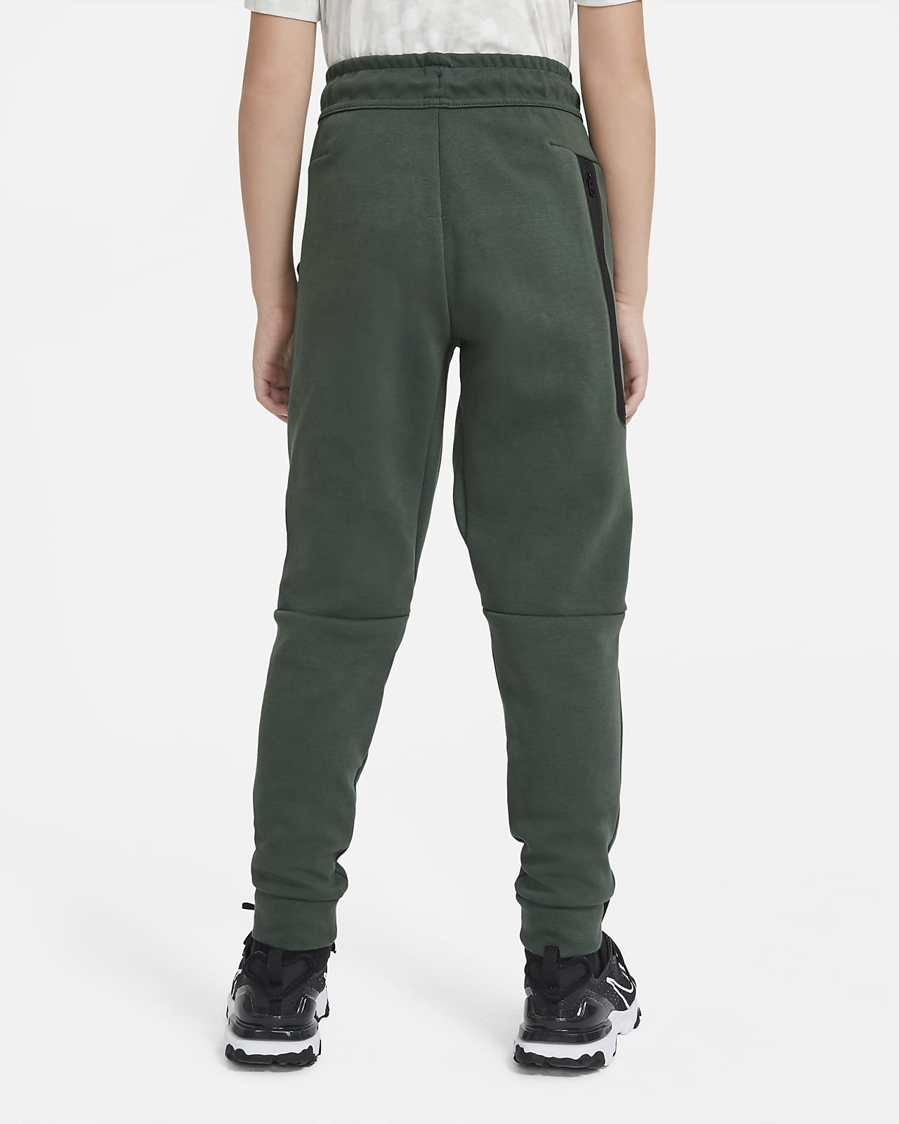 nike joggers with pockets