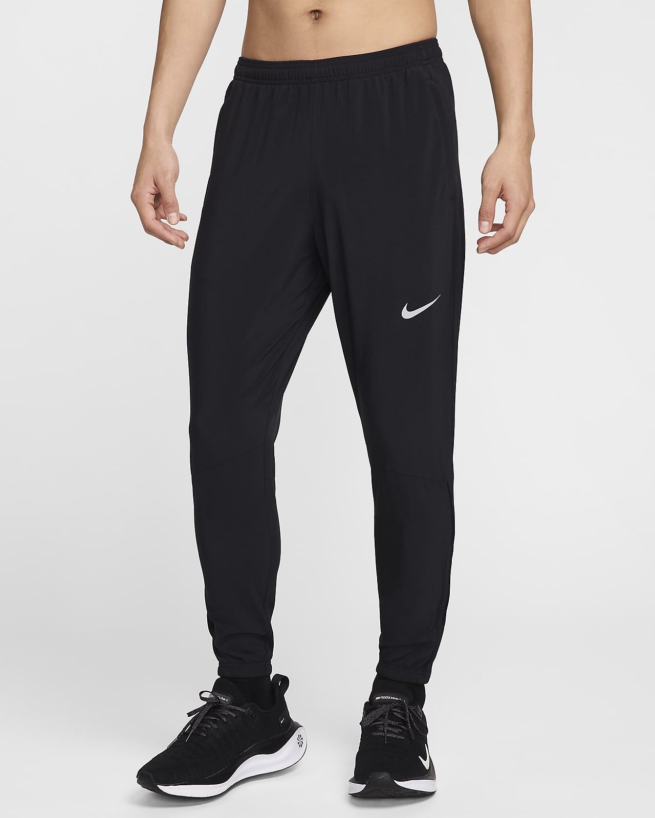 nike essential woven joggers