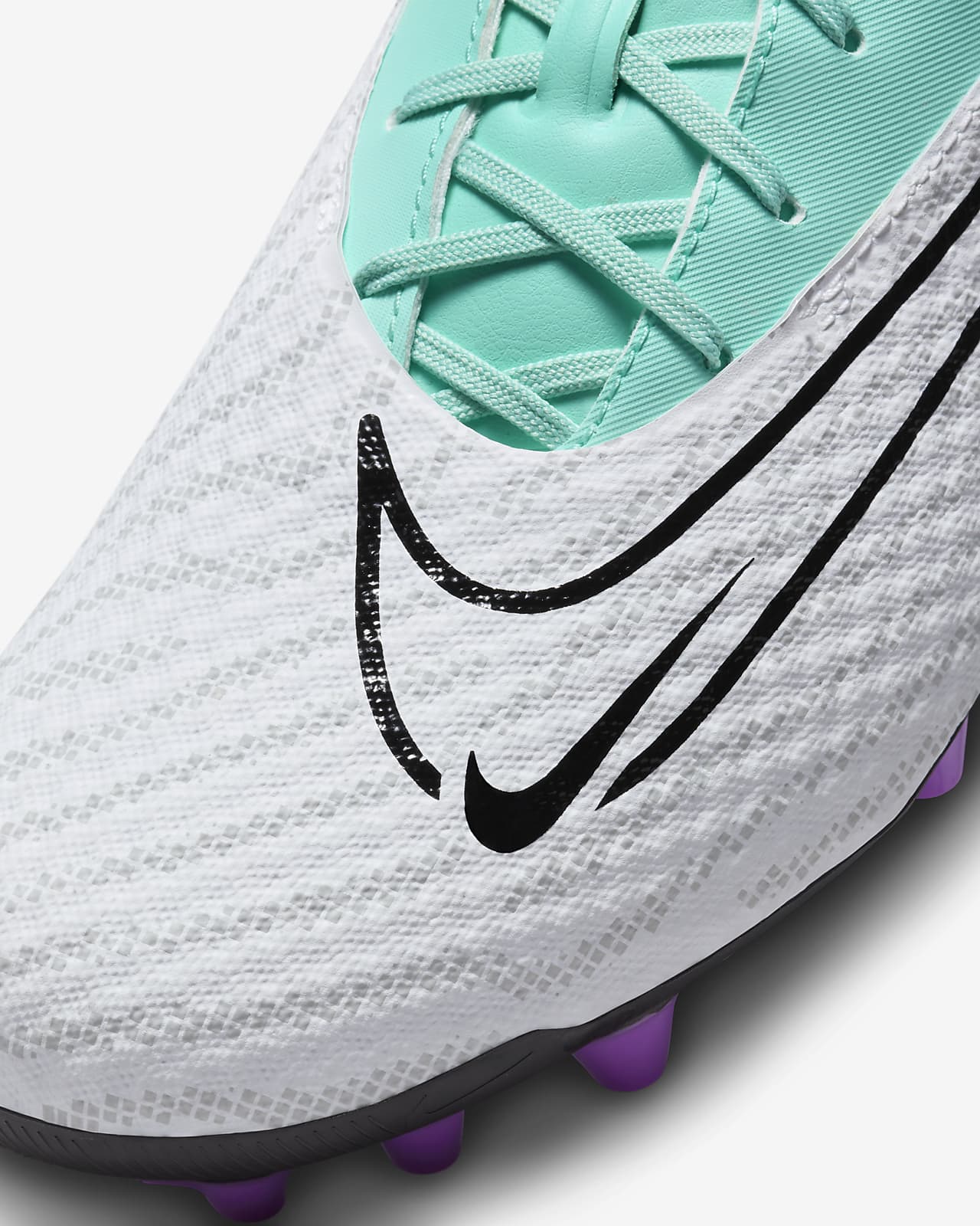 Cool nike hot sale soccer cleats