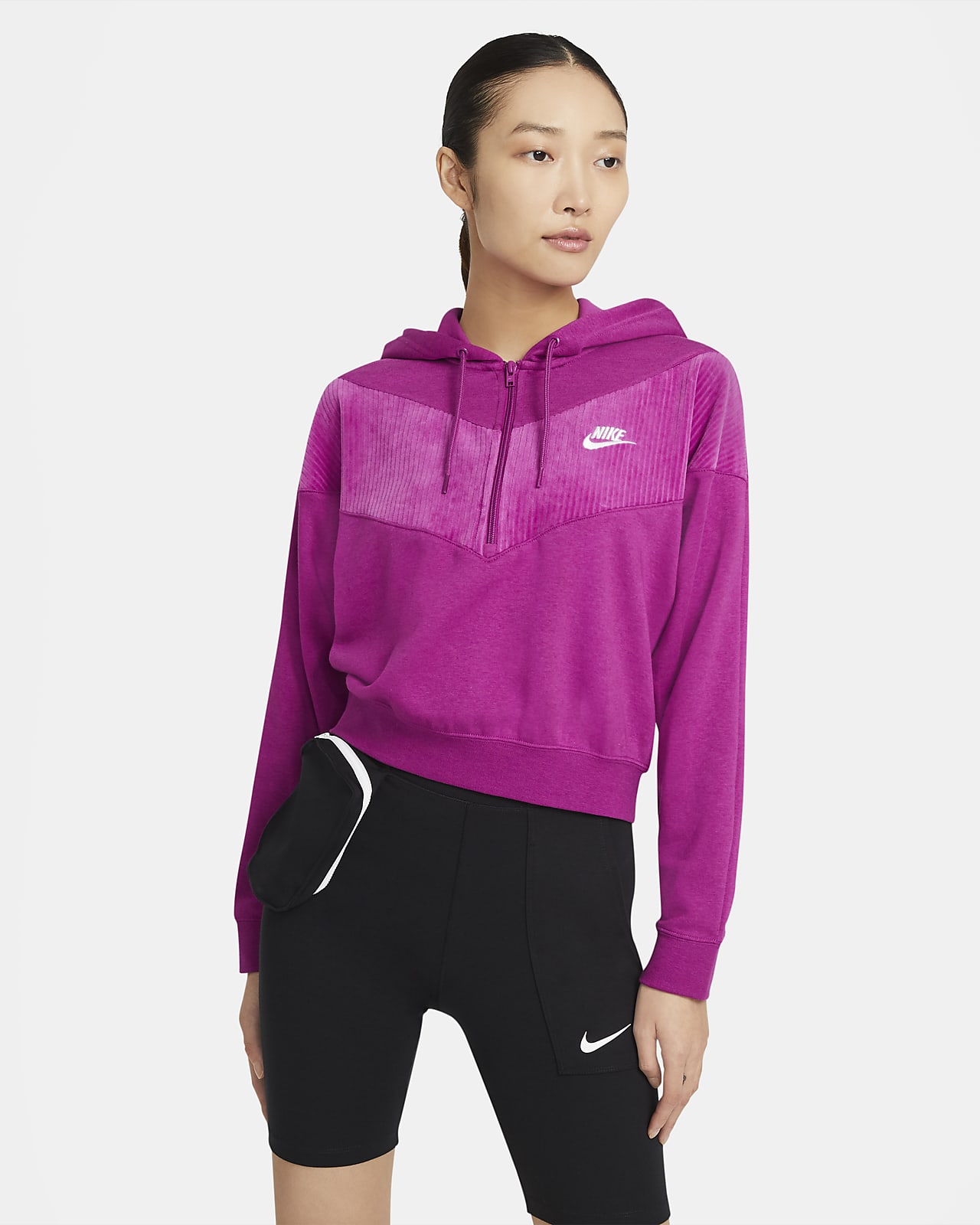 Half-Zip Pullover. Nike 