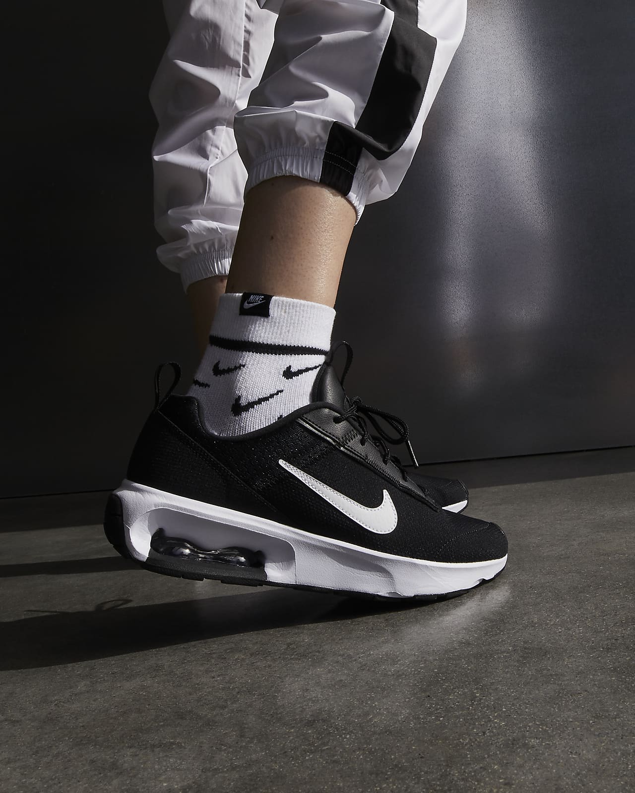 Desempleados afeitado Mensajero Calzado para mujer Nike Air Max INTRLK Lite. Nike.com