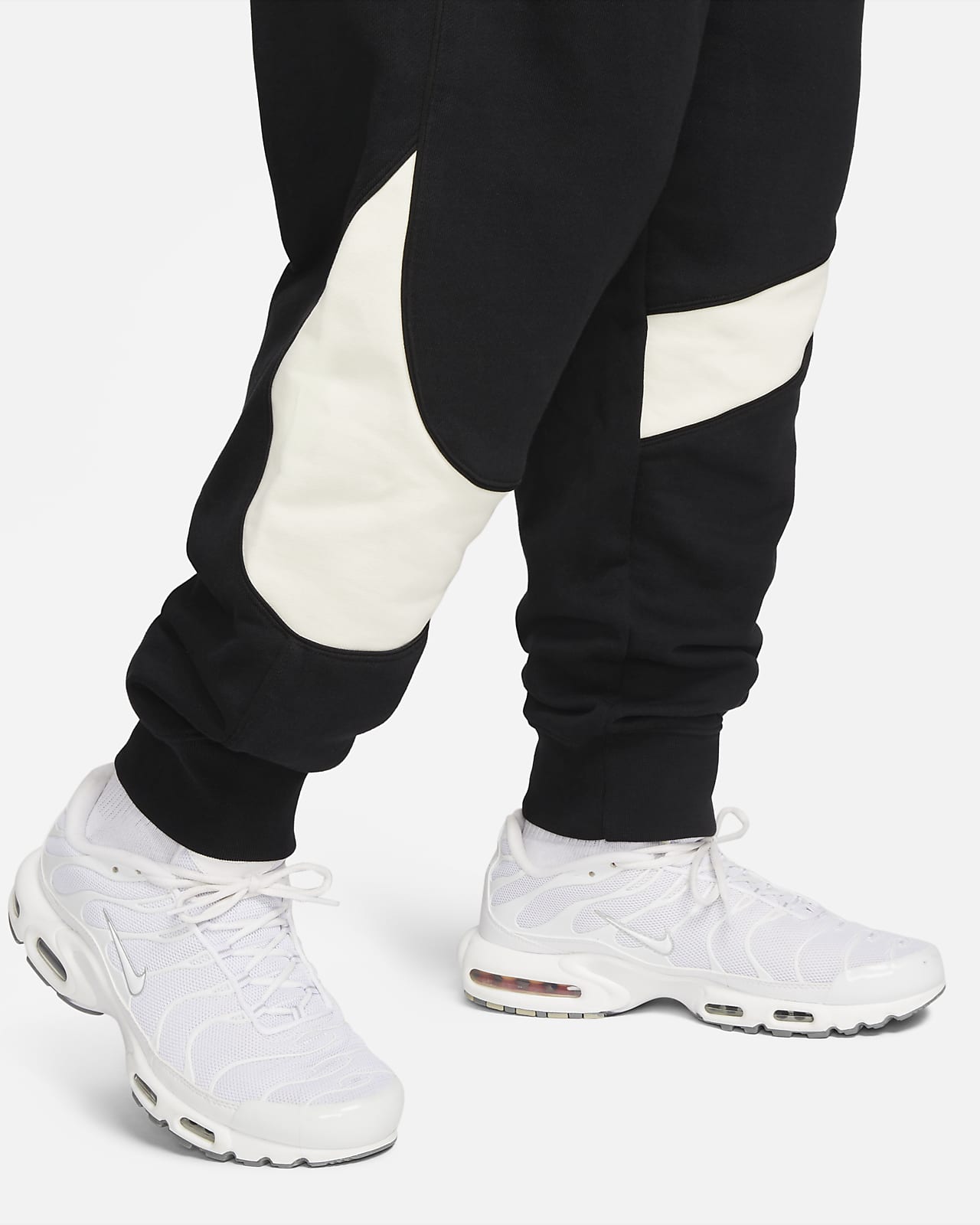 Nike Men's Sportswear Swoosh Sweatpants Jogger Black DD6001-010