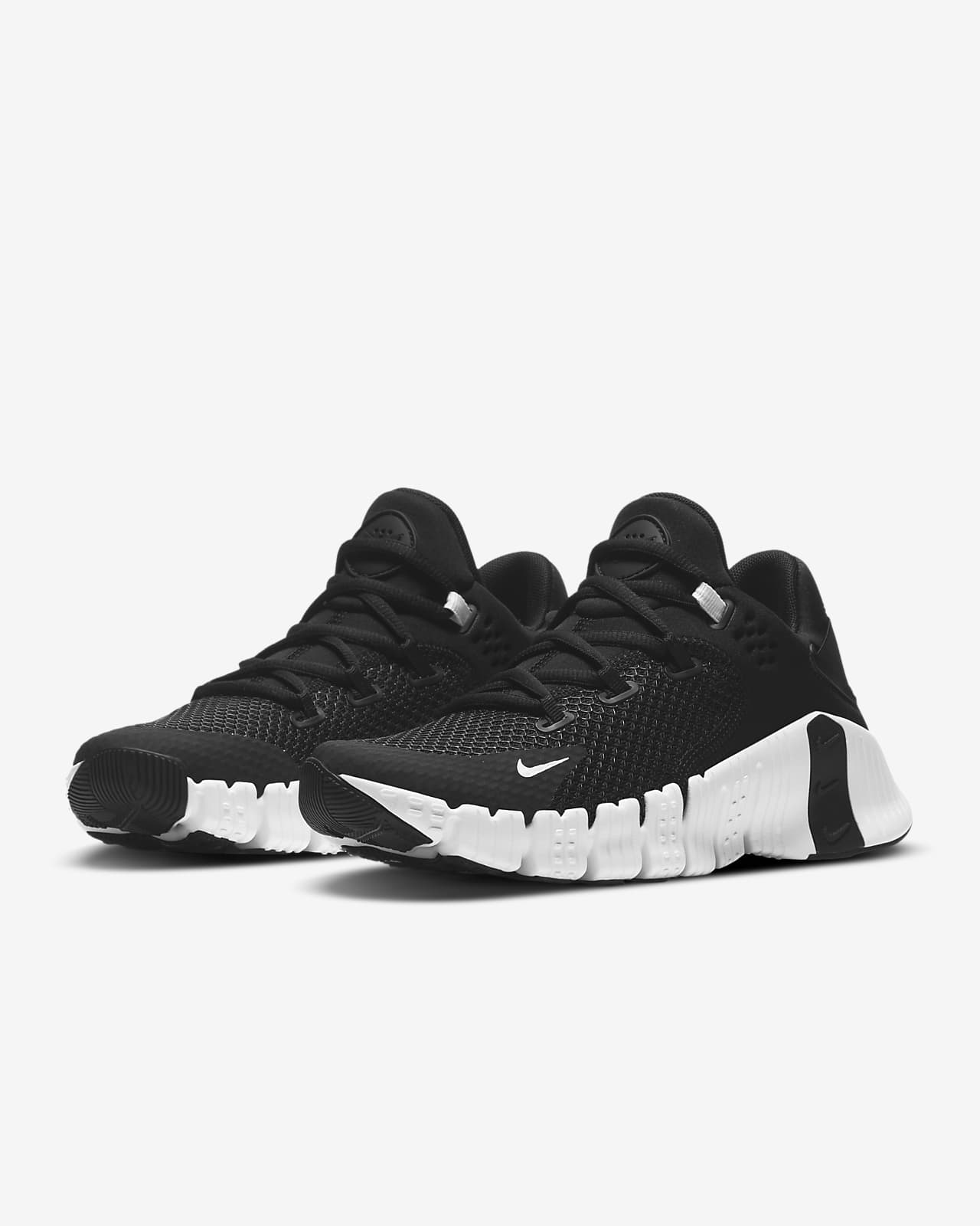 nike training free metcon trainers in black