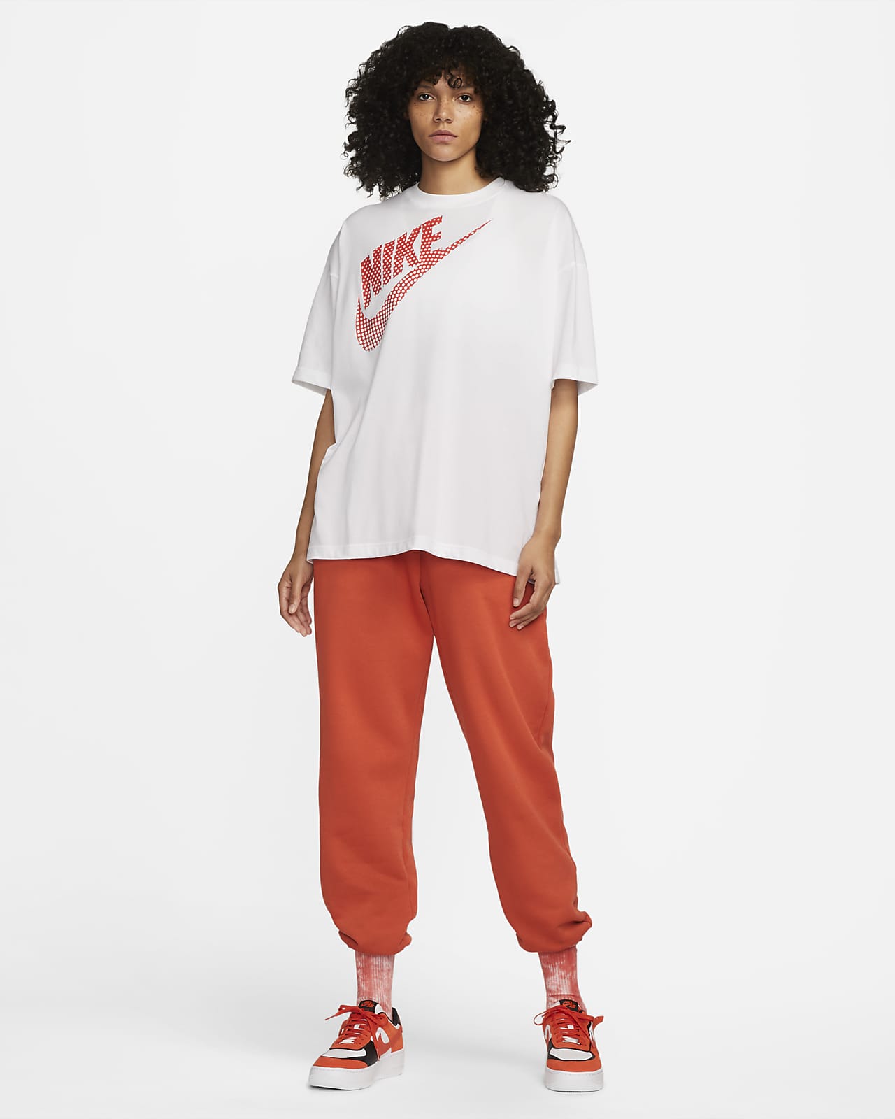 Nike Sportswear Women's Dance T-Shirt. Nike GB