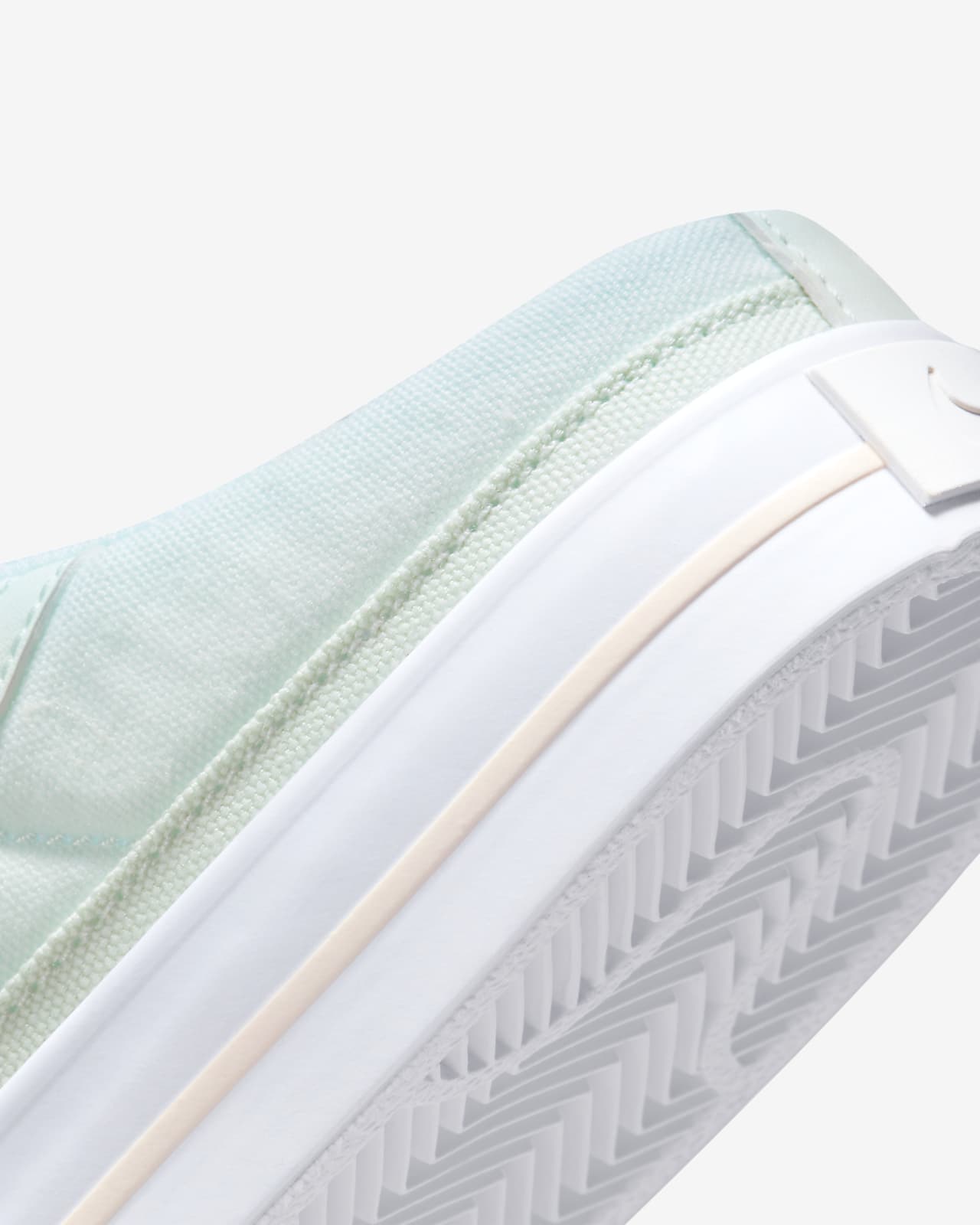 nike women's court legacy mule