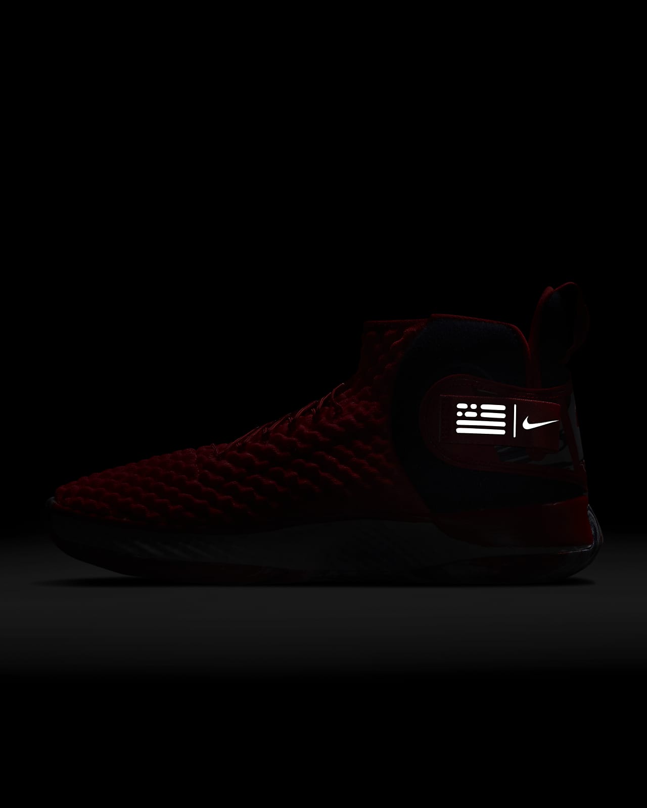 Nike公式 ナイキ エア ズーム Unvrs フライイーズ バスケットボールシューズ オンラインストア 通販サイト