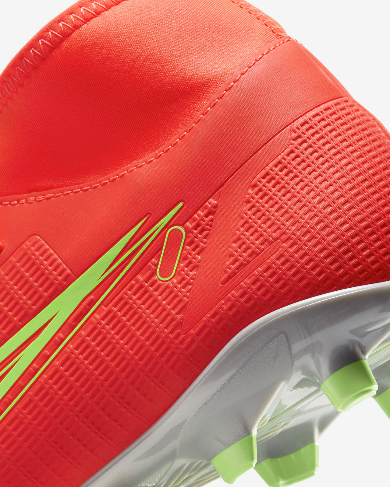 nike mercurial red boots