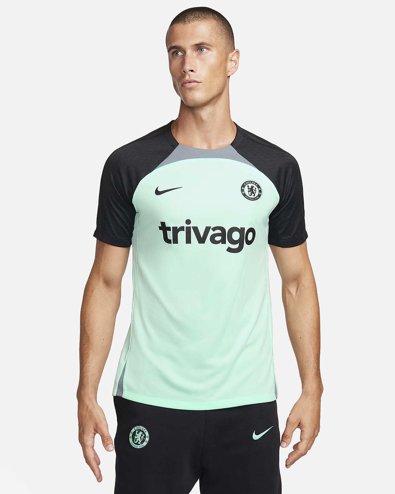 Camisola de futebol de malha de manga curta Nike Dri-FIT do terceiro equipamento Strike Chelsea FC para homem