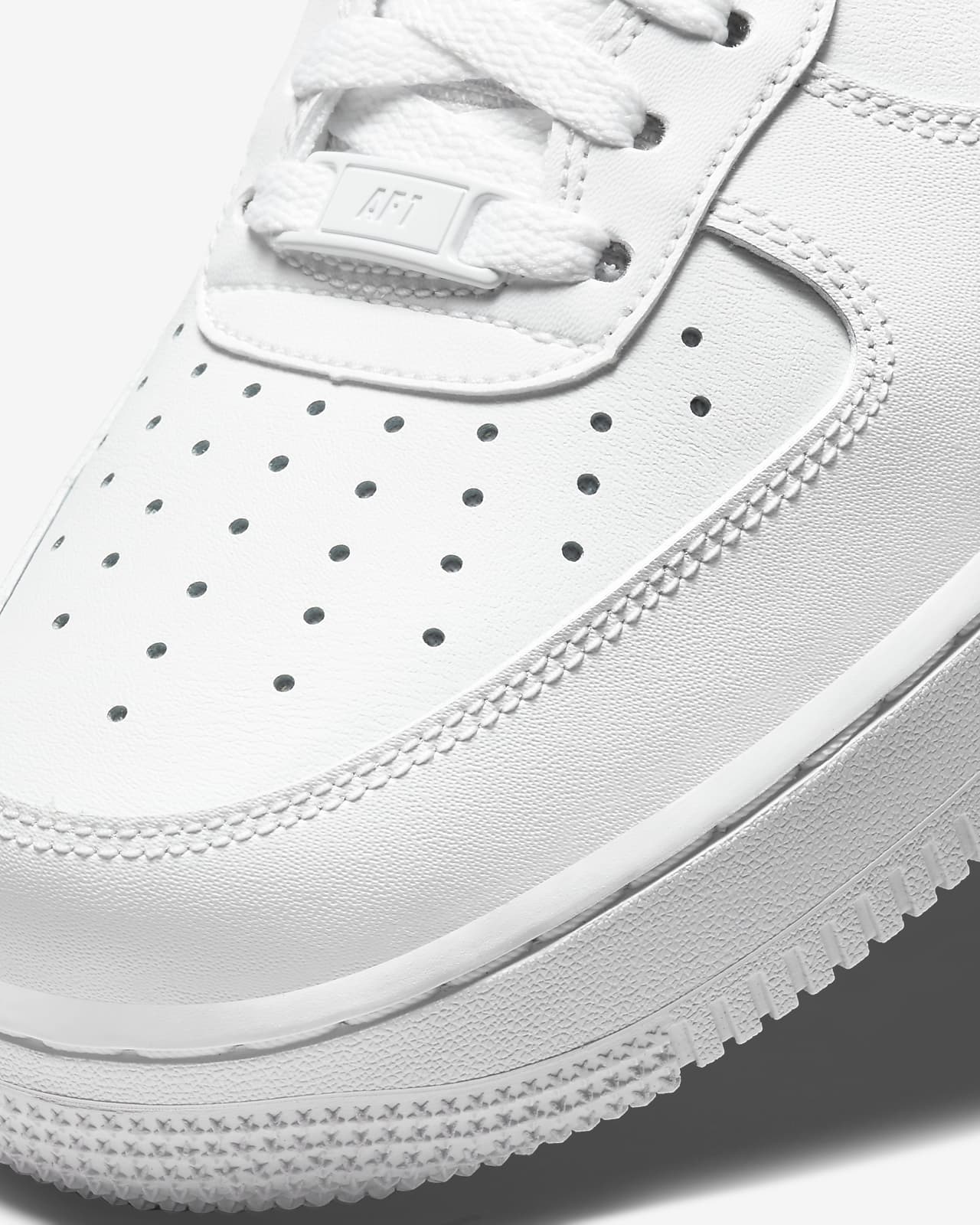 nike air force 1 07 women's black and white