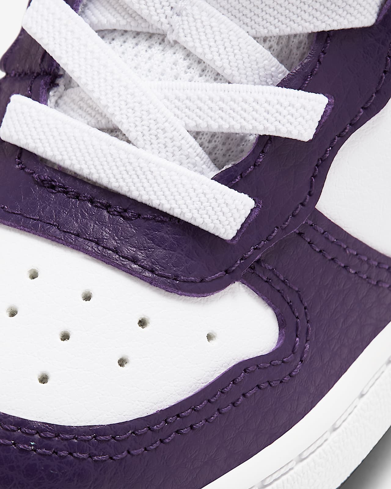 nıke court borough mıd