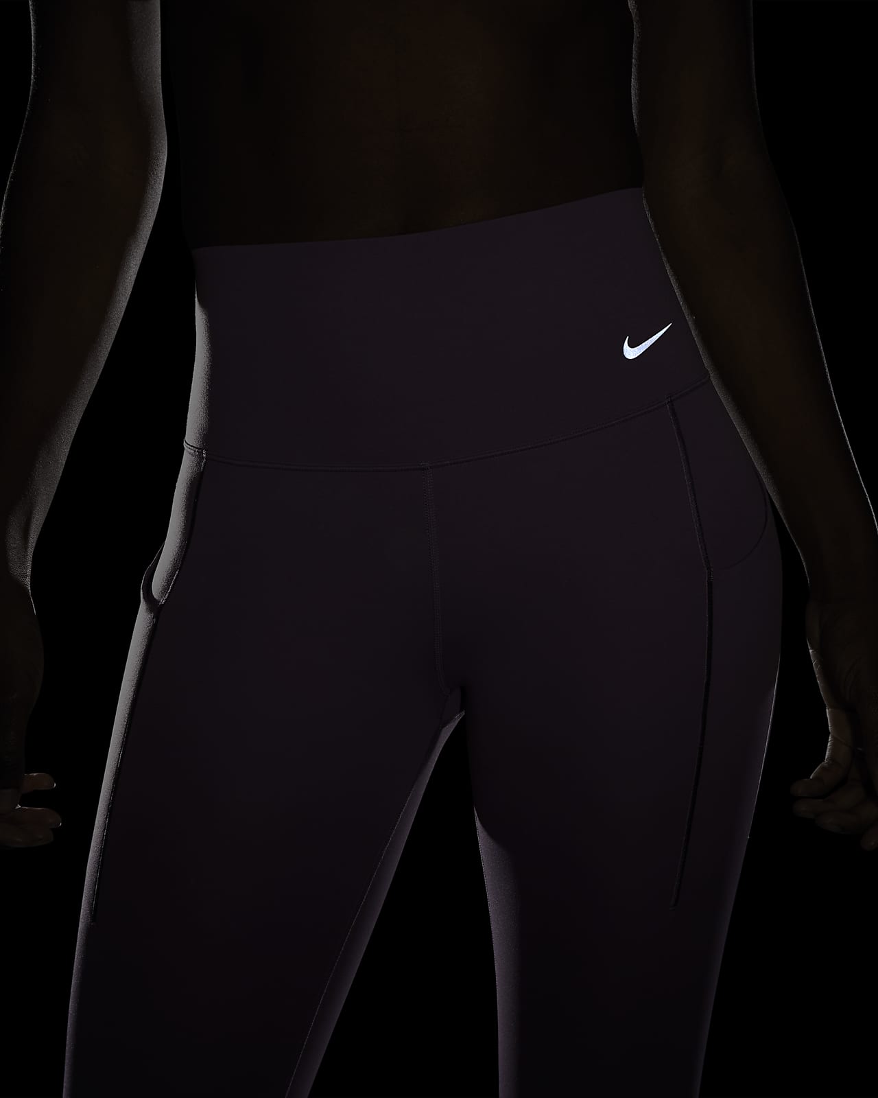 Nike Universa Medium-Support High-Waisted 7/8 Leggings with