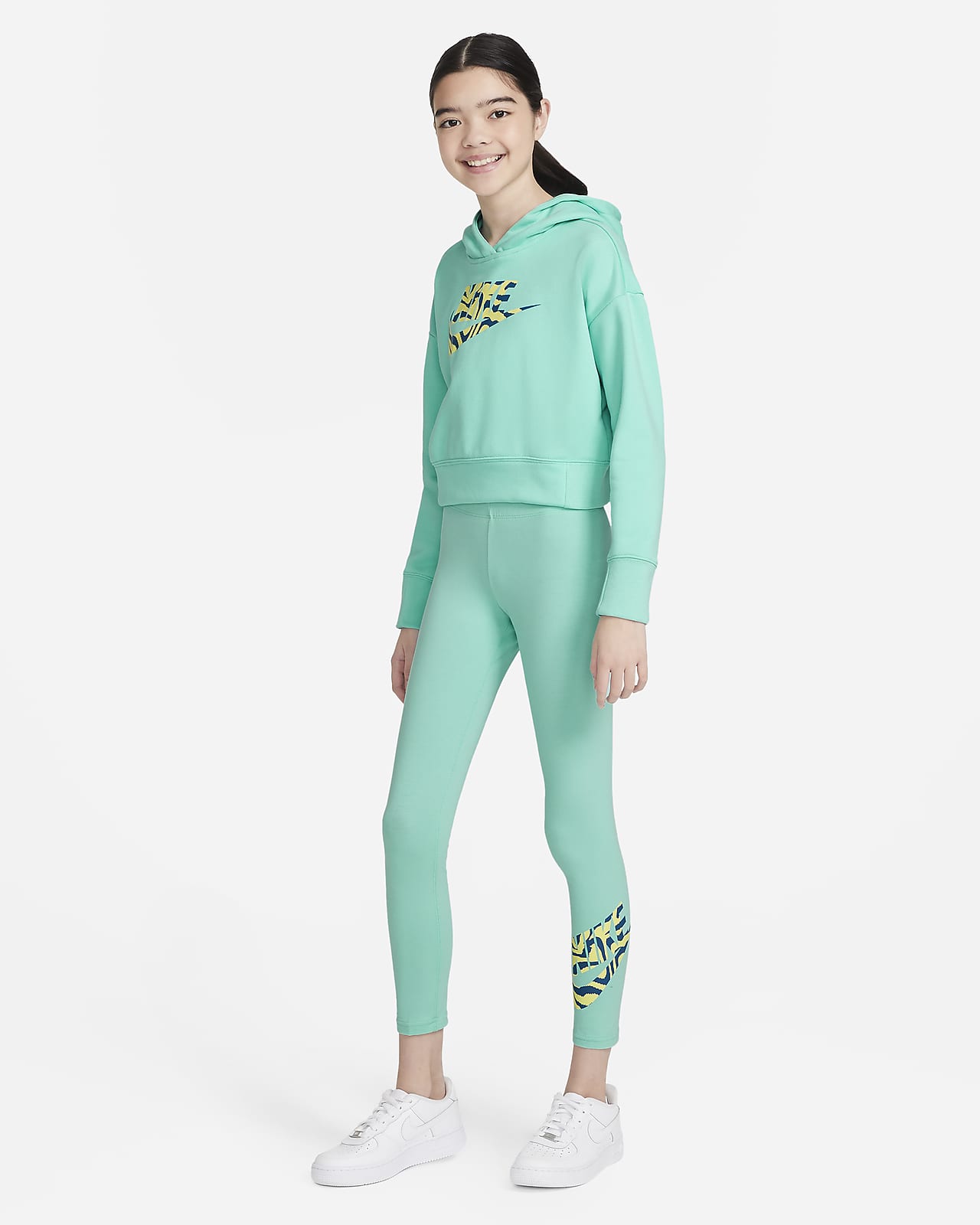nike graphic leggings