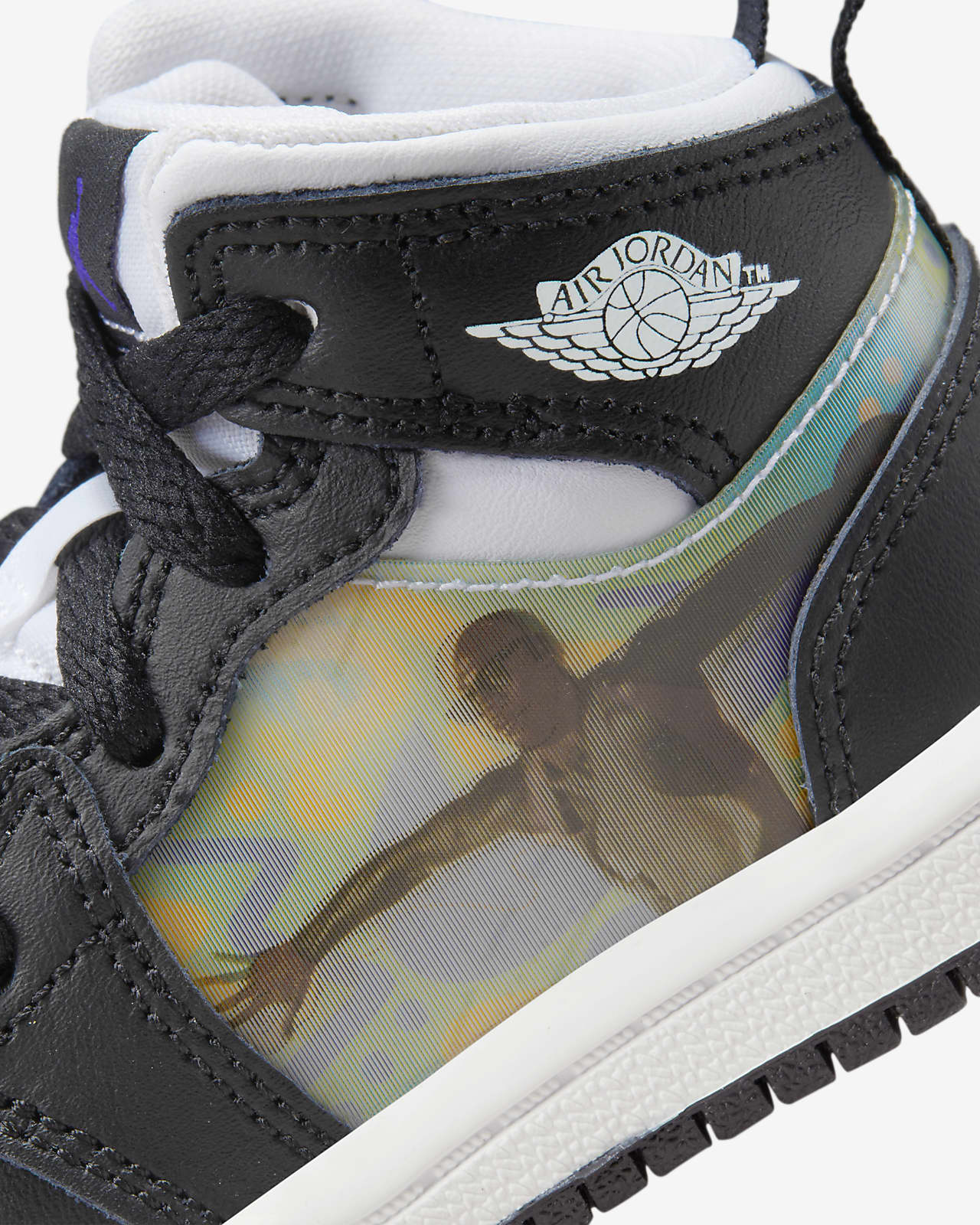 Jordan 1 Mid Baby/Toddler Shoes. Nike HU