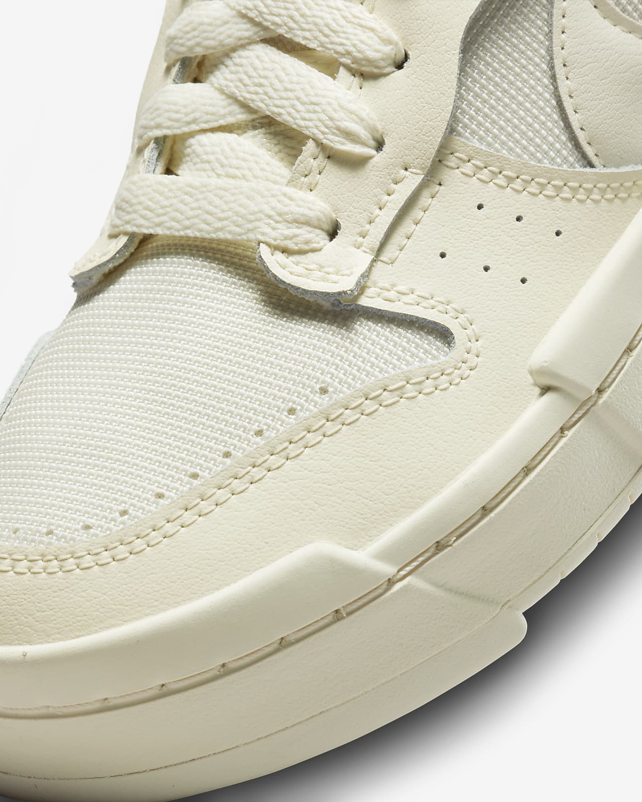 white nike dunk low disrupt