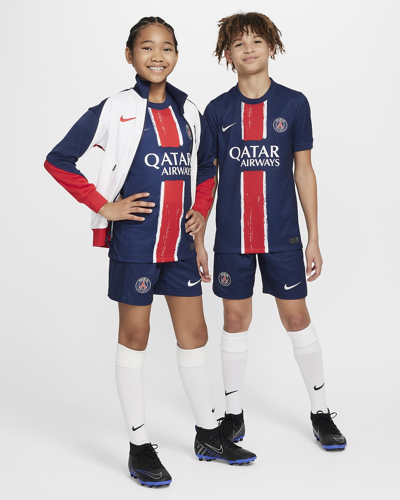 パリ サンジェルマン (PSG) 2024/25 スタジアム ホーム ジュニア ナイキ Dri-FIT サッカー レプリカ ユニフォーム