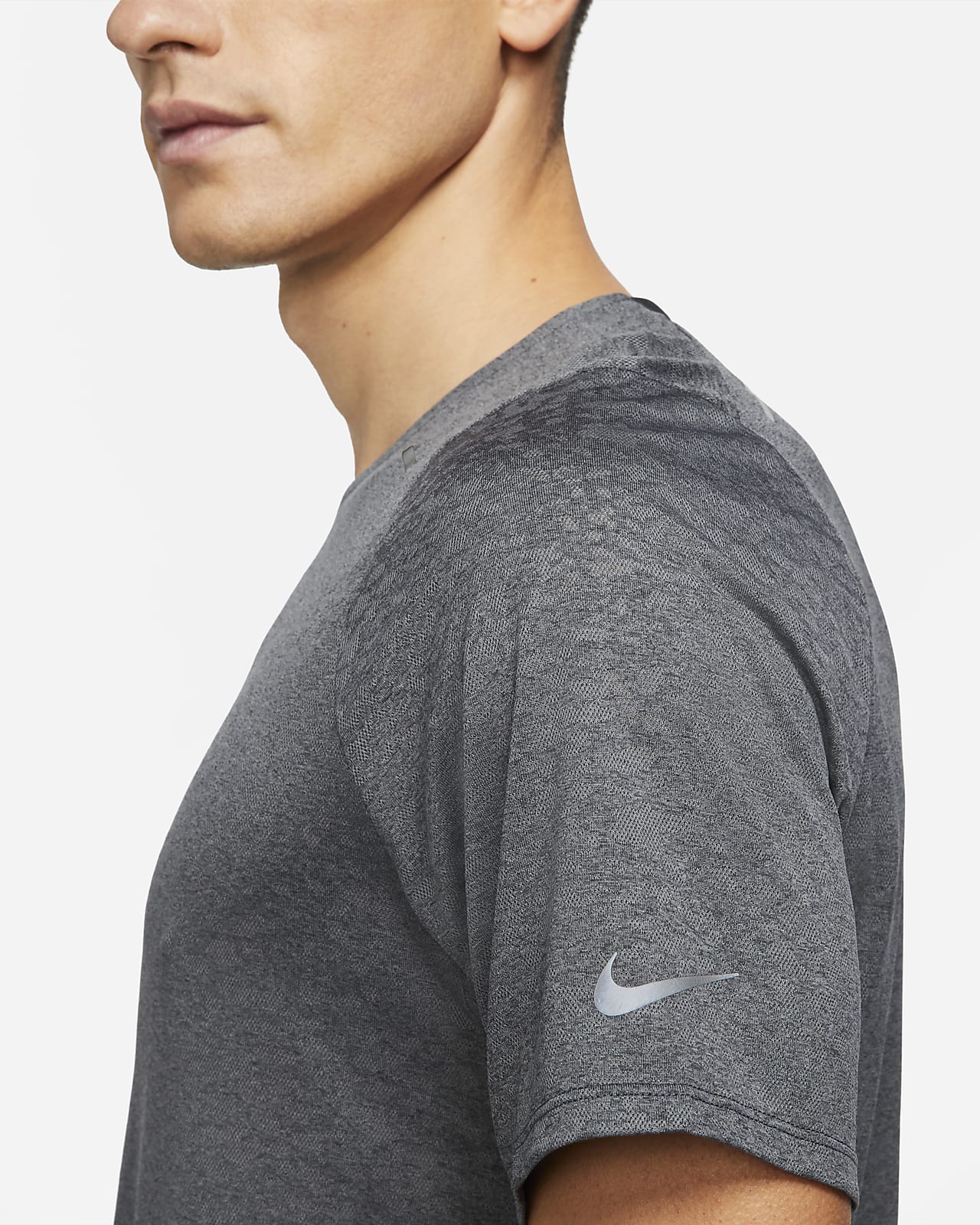 nike run division rise 365 long sleeve