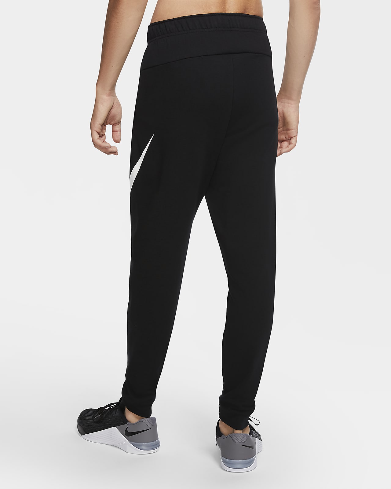 Nike Dri FIT avsmalnet treningsbukse til herre. Nike NO Nike Flex treningsbukse for herre. Nike NO