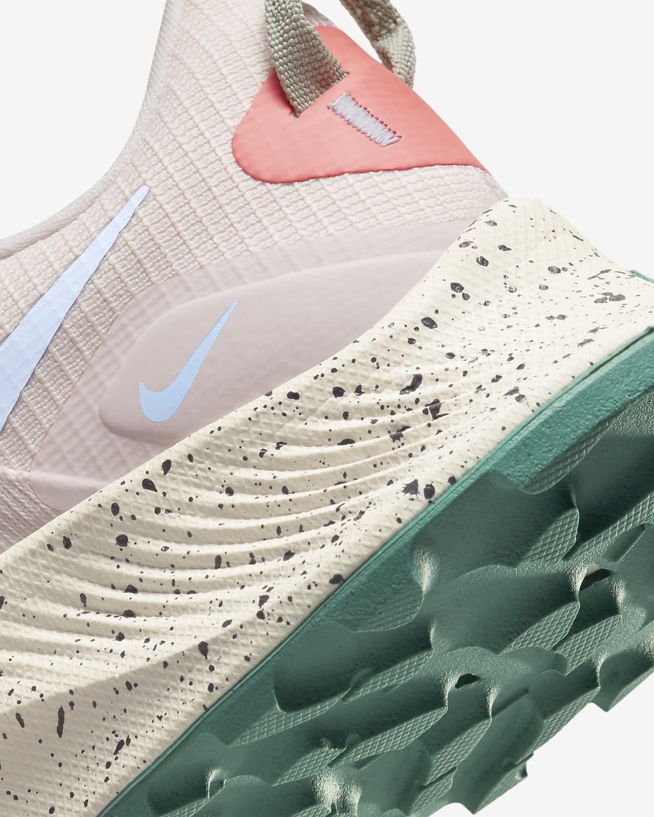 Nike Pegasus Trail 3 Women's Trail Running Shoes. Nike GB Nike Pegasus Trail 3 Women's Trail Running Shoes. Nike GB