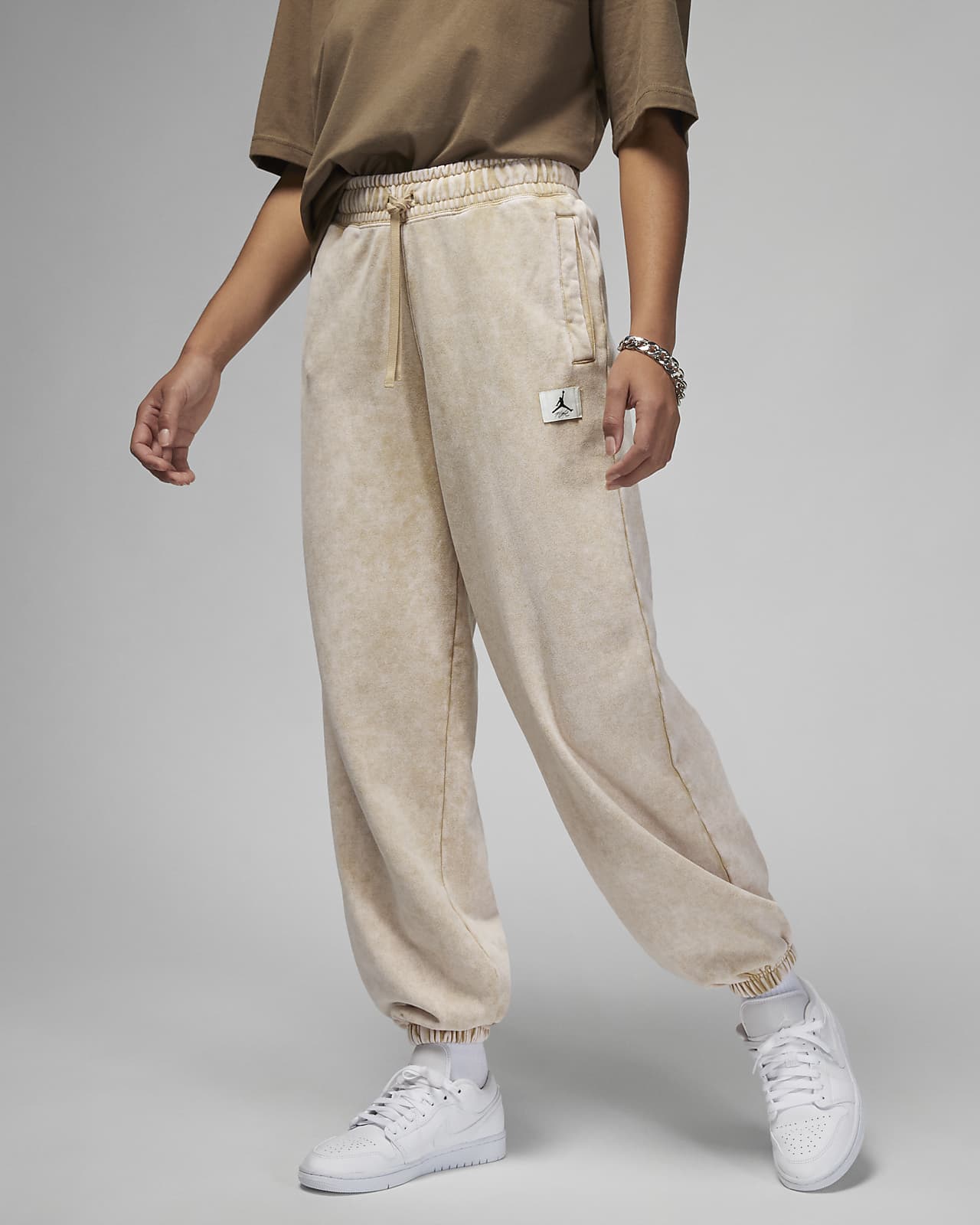 Jordan Flight Women's Washed Fleece Pants. Nike.com