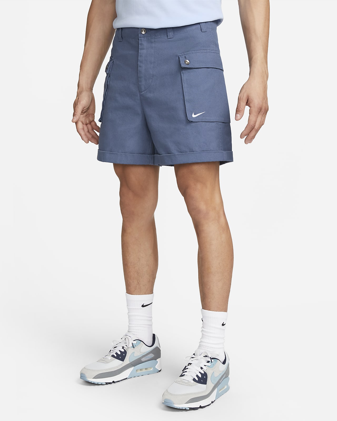 Nike Life Men's Woven P44 Cargo Shorts. 