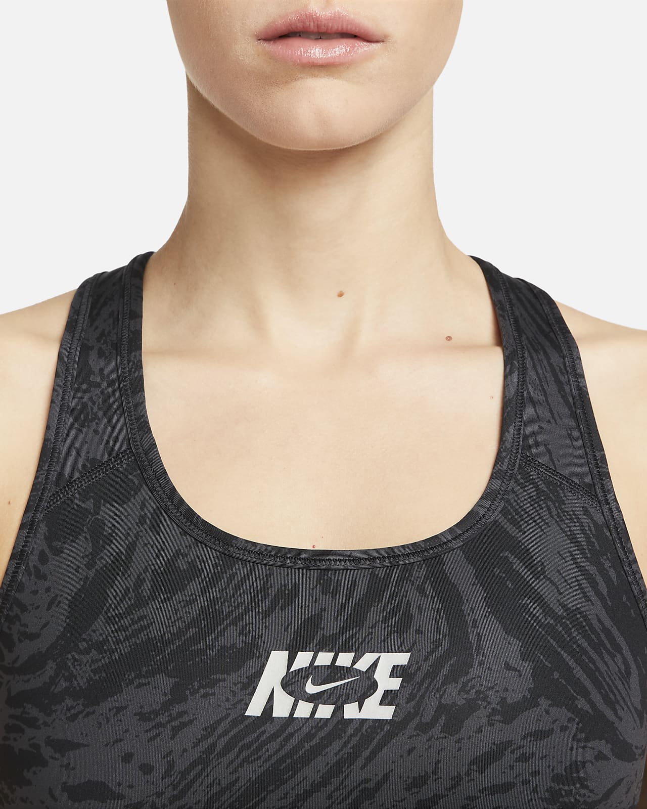 Nike Swoosh Icon Clash Women's MediumSupport NonPadded Strappy Sports