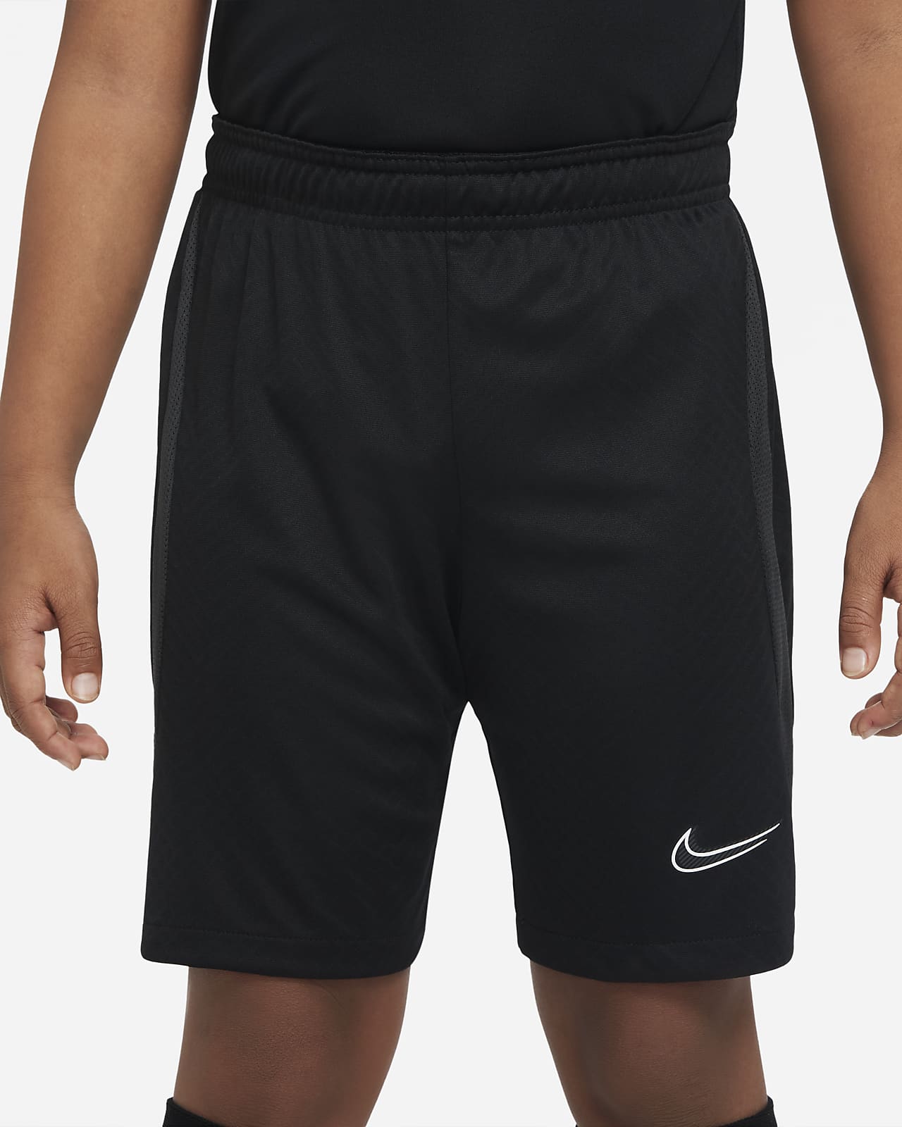 Comparar guardarropa Mamut Nike Dri-FIT Strike Pantalón corto de fútbol - Niño/a. Nike ES